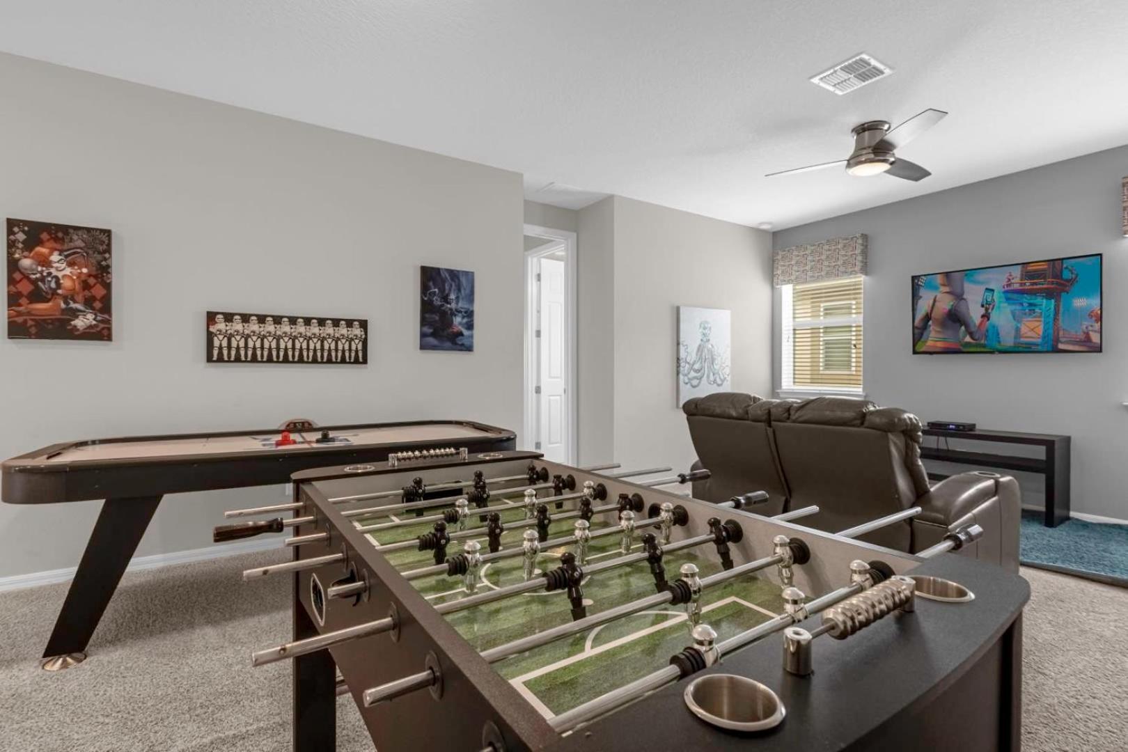 Stunning New 9br W Game Private Pool