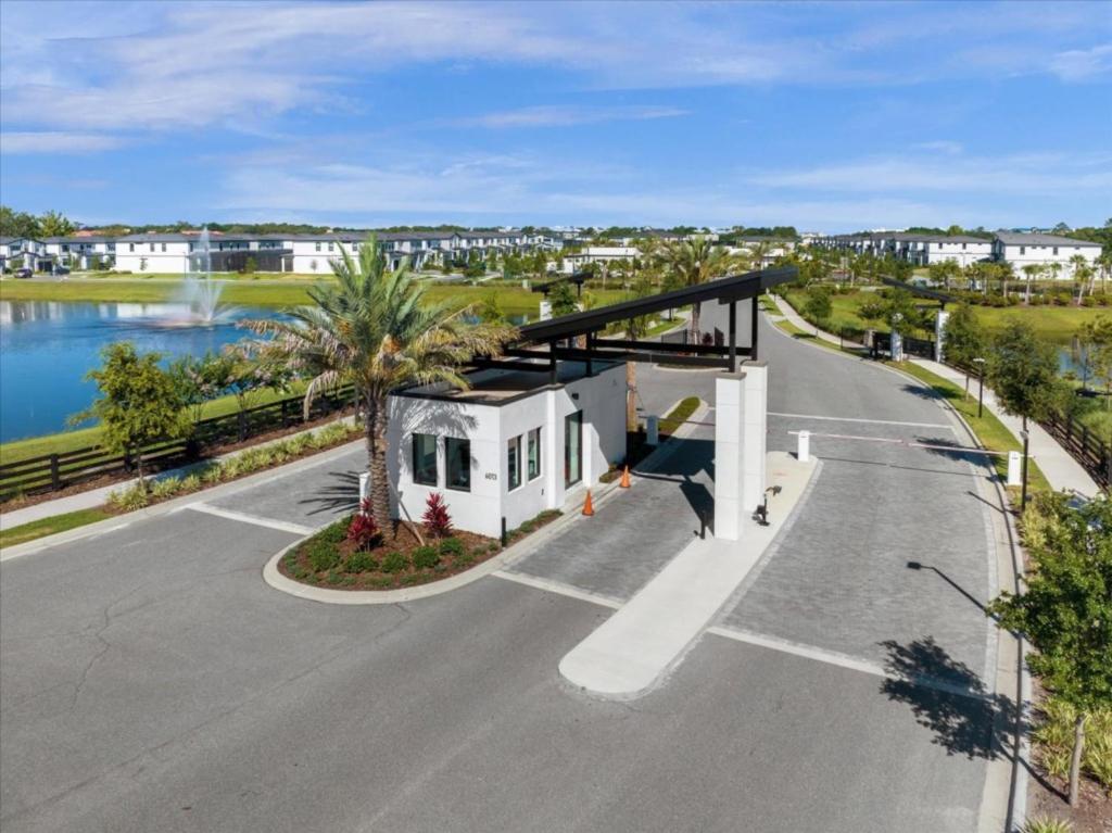 9 Bedroom- 9 Bathroom- Paradiso Grande 6228ss *