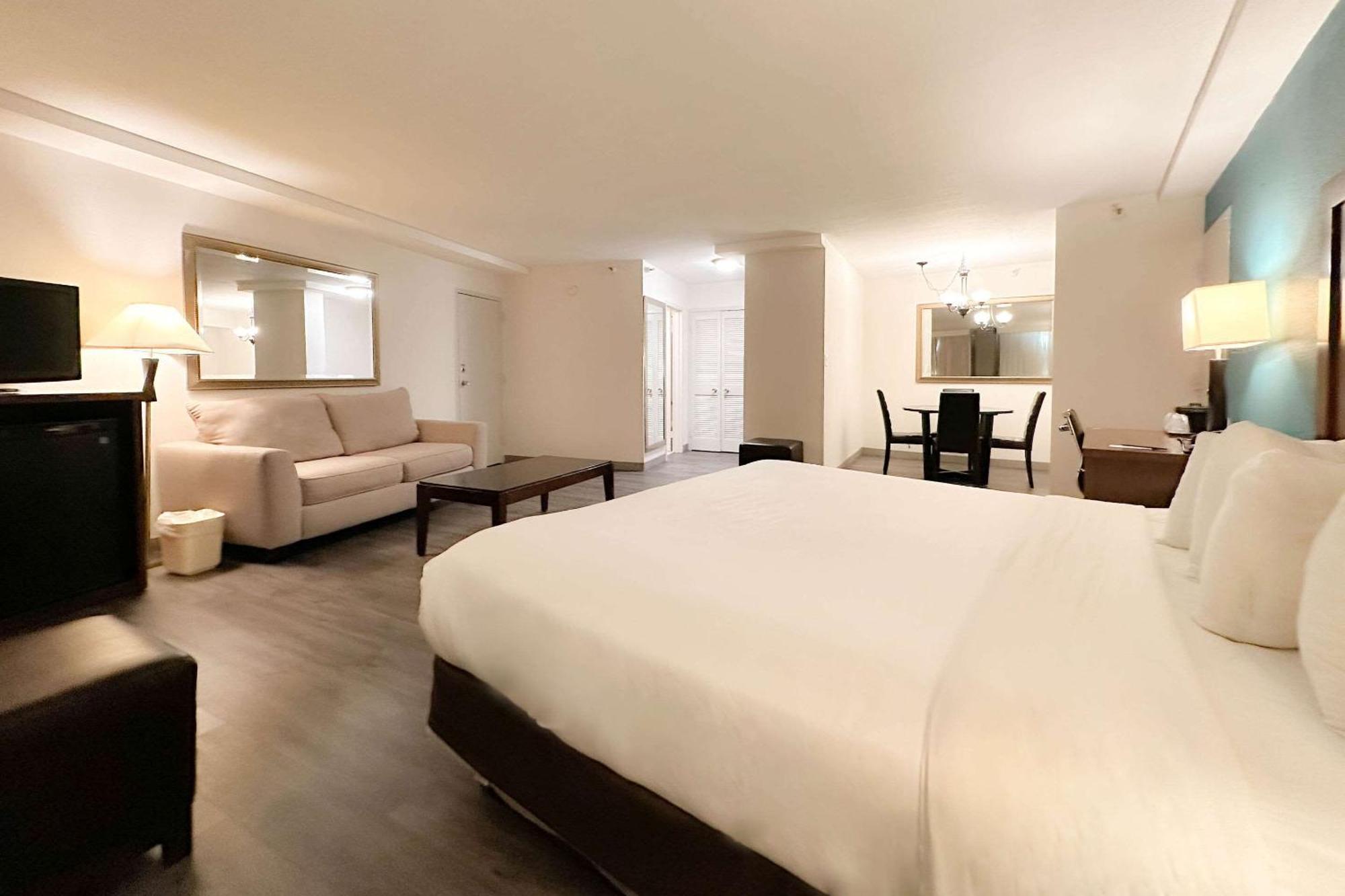 Comfort & Kissimmee By The Parks 3* Four Corners