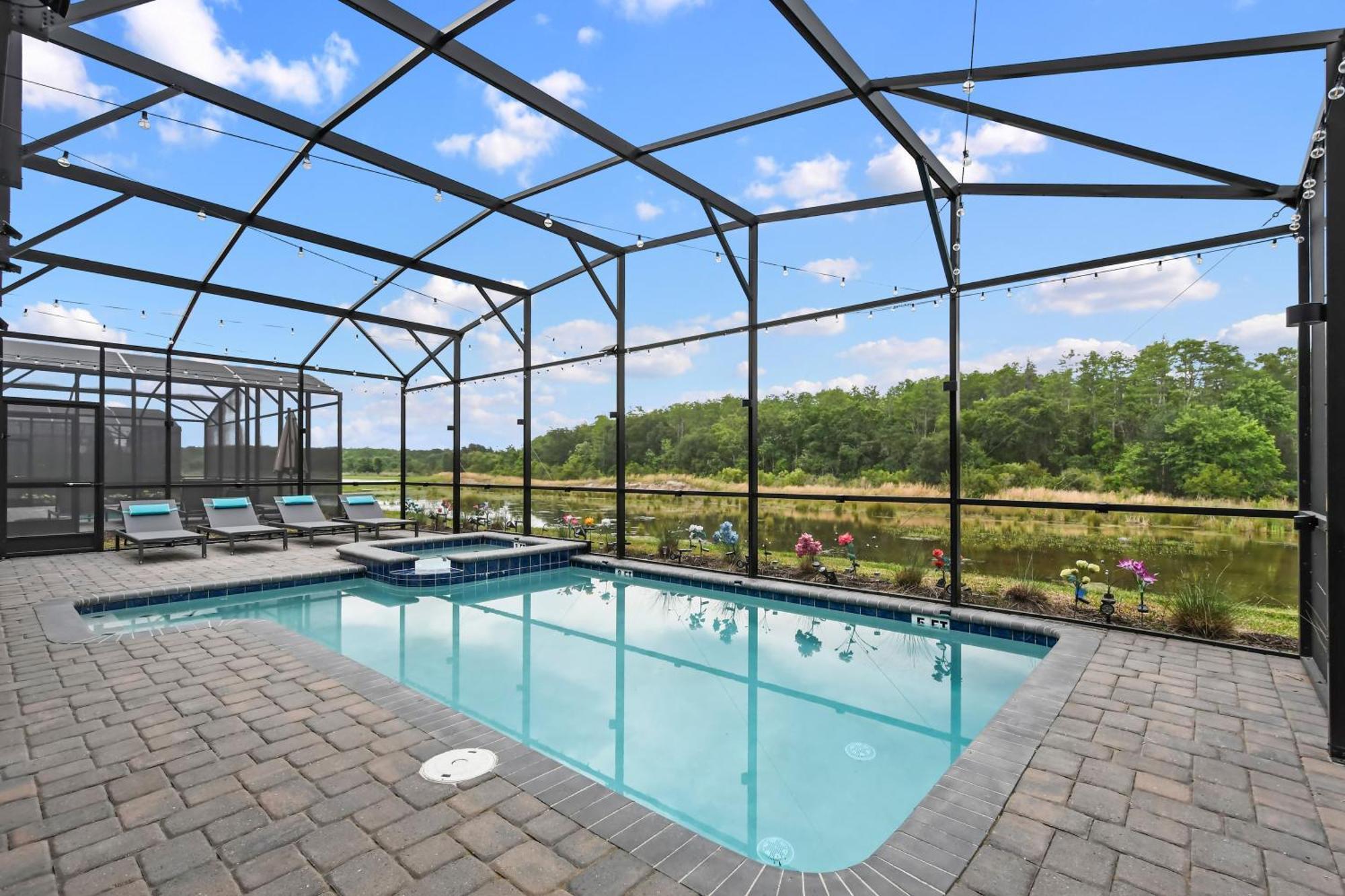 Villa 5 Percent Luxury At Storey Mins To Kissimmee