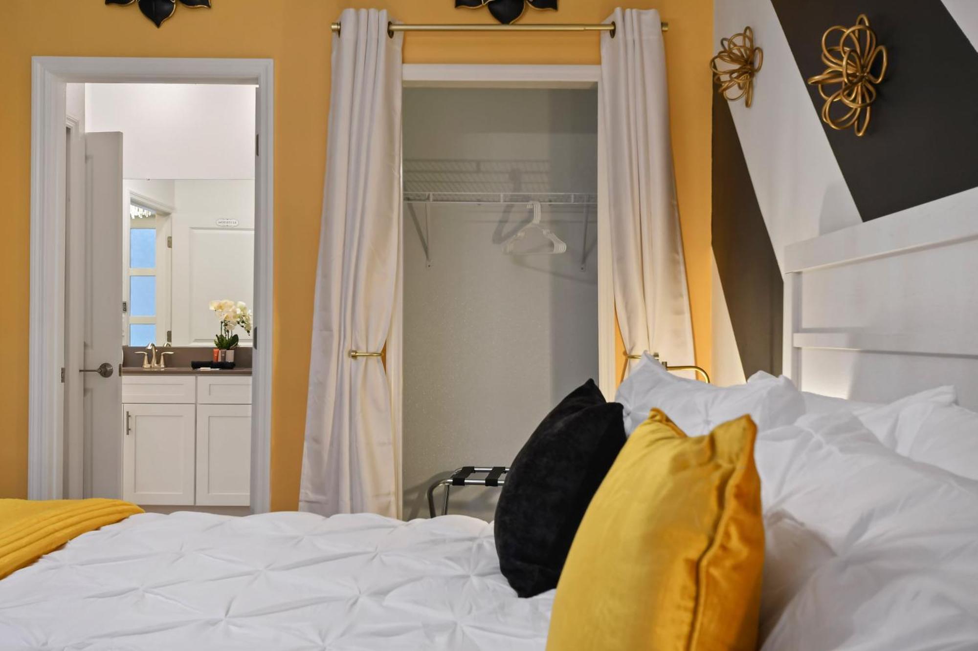 Villa 5 Percent Luxury At Storey Mins To *