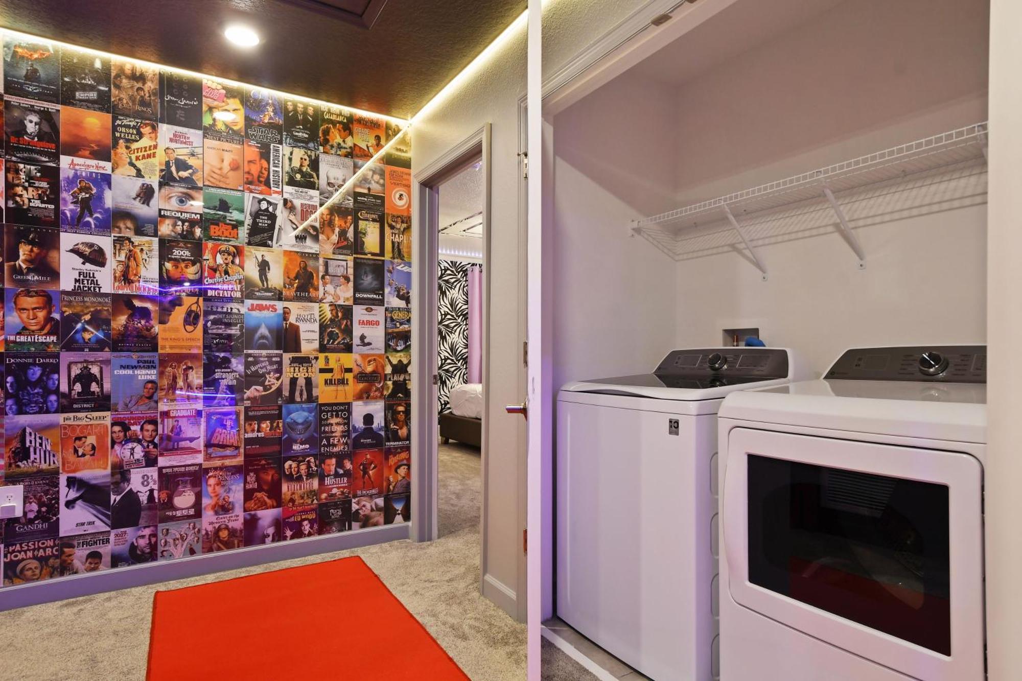 5 Percent Luxury At Storey Mins To *