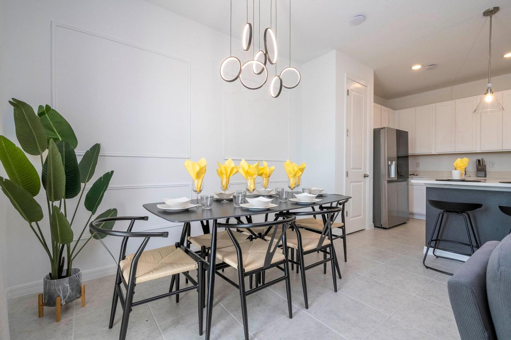 Charming 3bd Close To At Festival 638