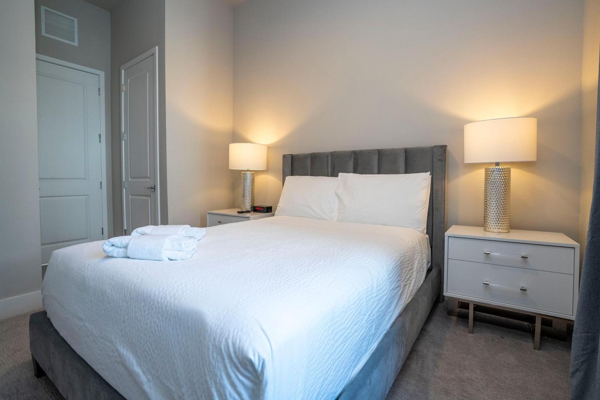 Apartment 5br New Near Kissimmee
