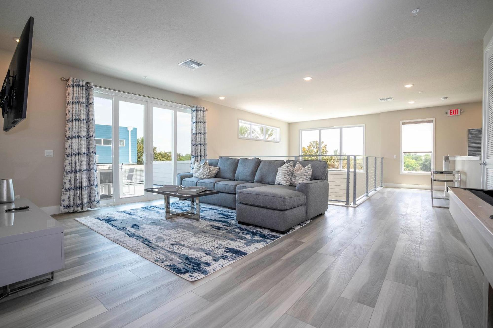 Apartment 5br New Near