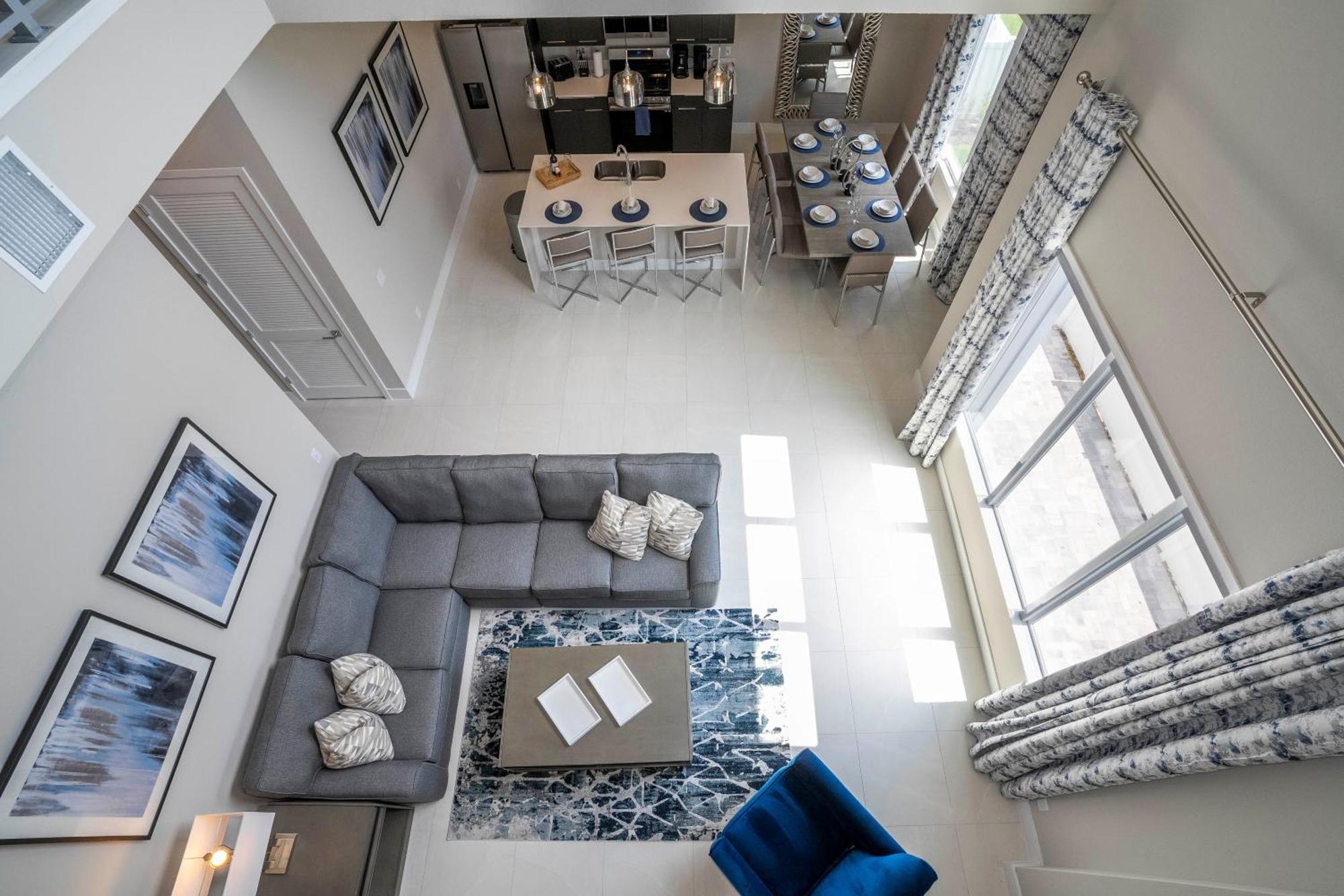 5br New Near *