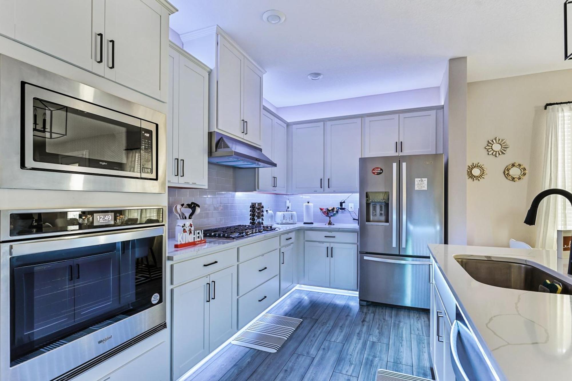 Dream Escape Near Disney-brand New Villa *