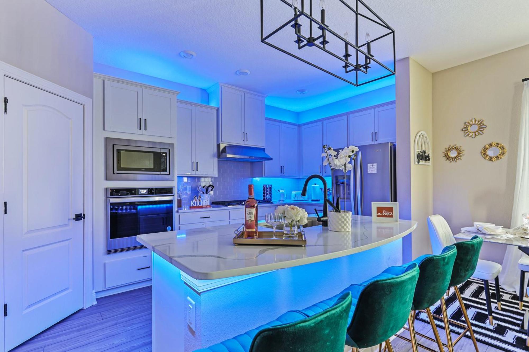 Dream Escape Near Disney-brand New *