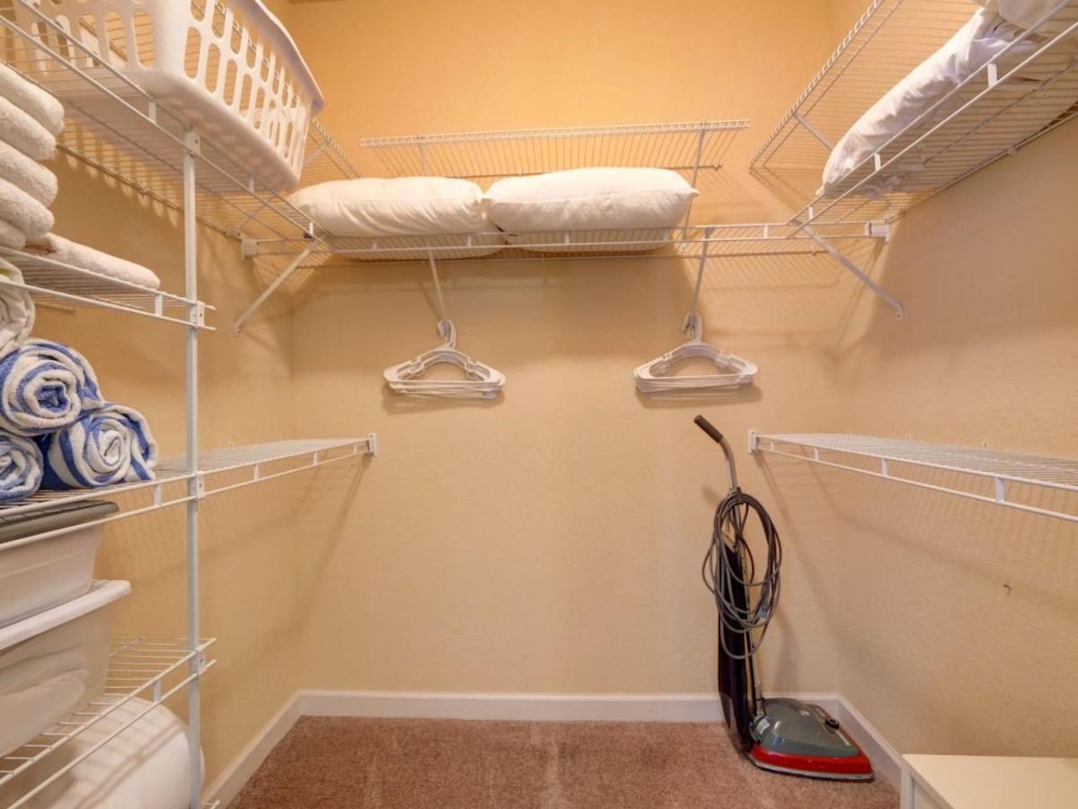 Close To Floor Apartment *