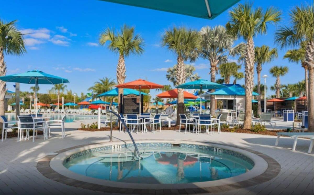 Awesome 9br By W Theater Pool Games * Davenport