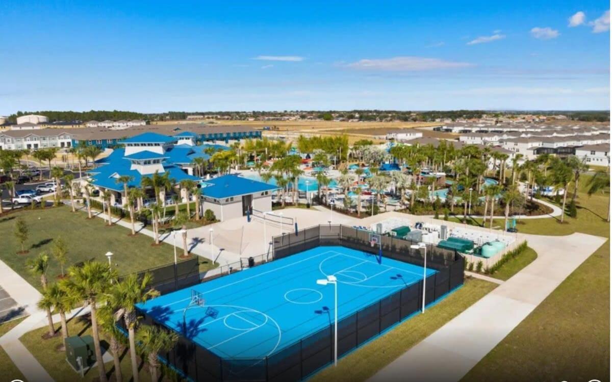 Awesome 9br By W Theater Pool Games Davenport