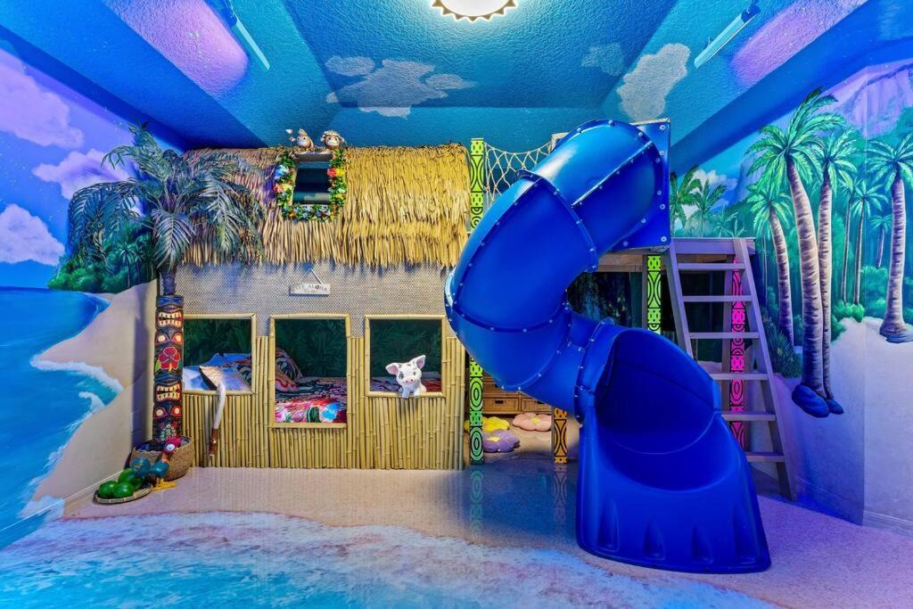 Epic Theme 9d 360 Rotating Virtual Reality Machine 4 Mi To Villa
