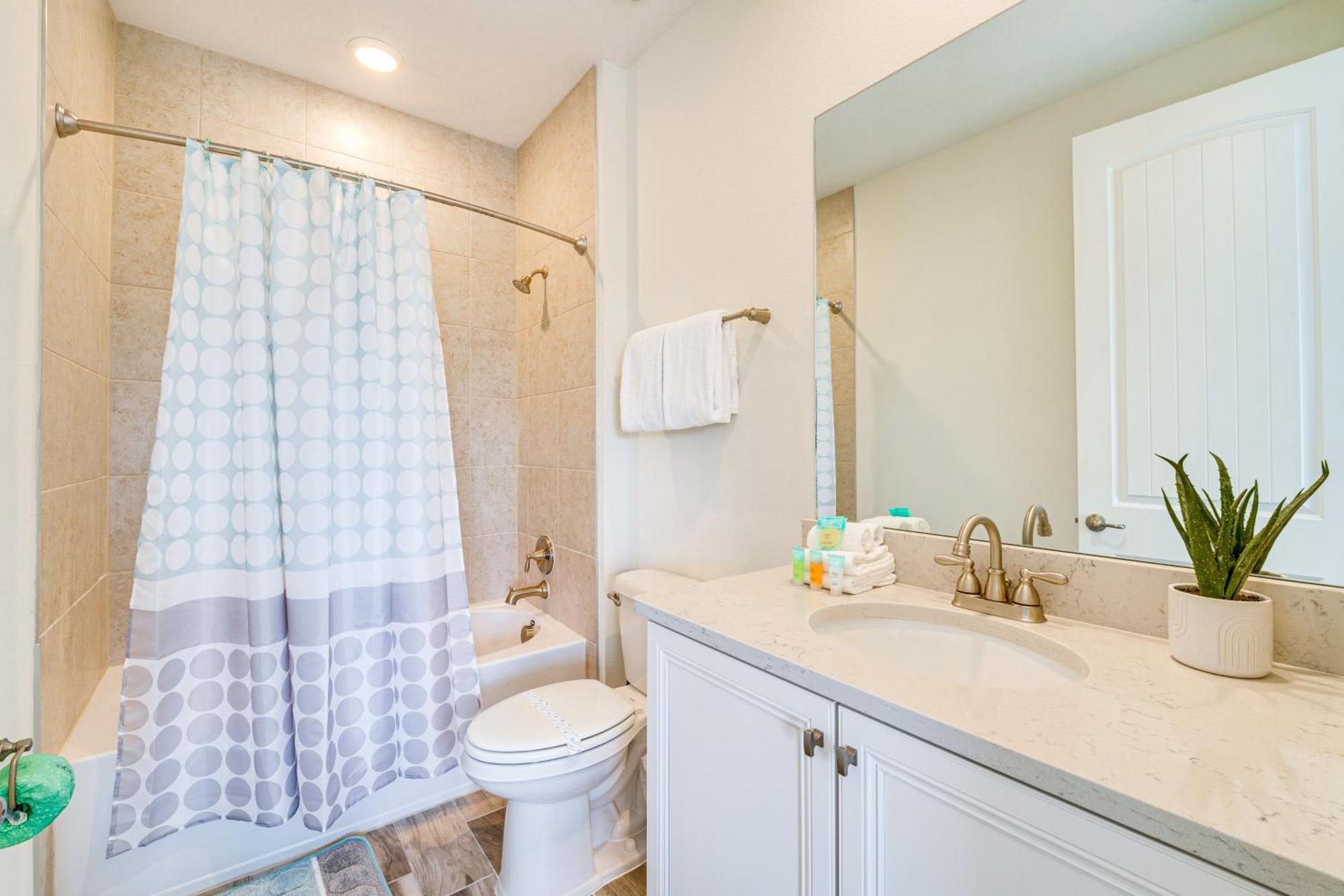Bright Kissimmee Vacation About 11 Mi To Holiday home Orlando