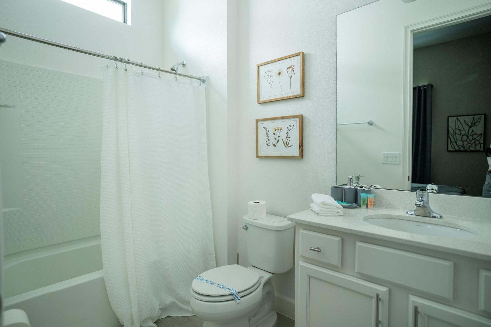 Holiday home Brand New 11bdrms Vacation House, Sleeps 25!