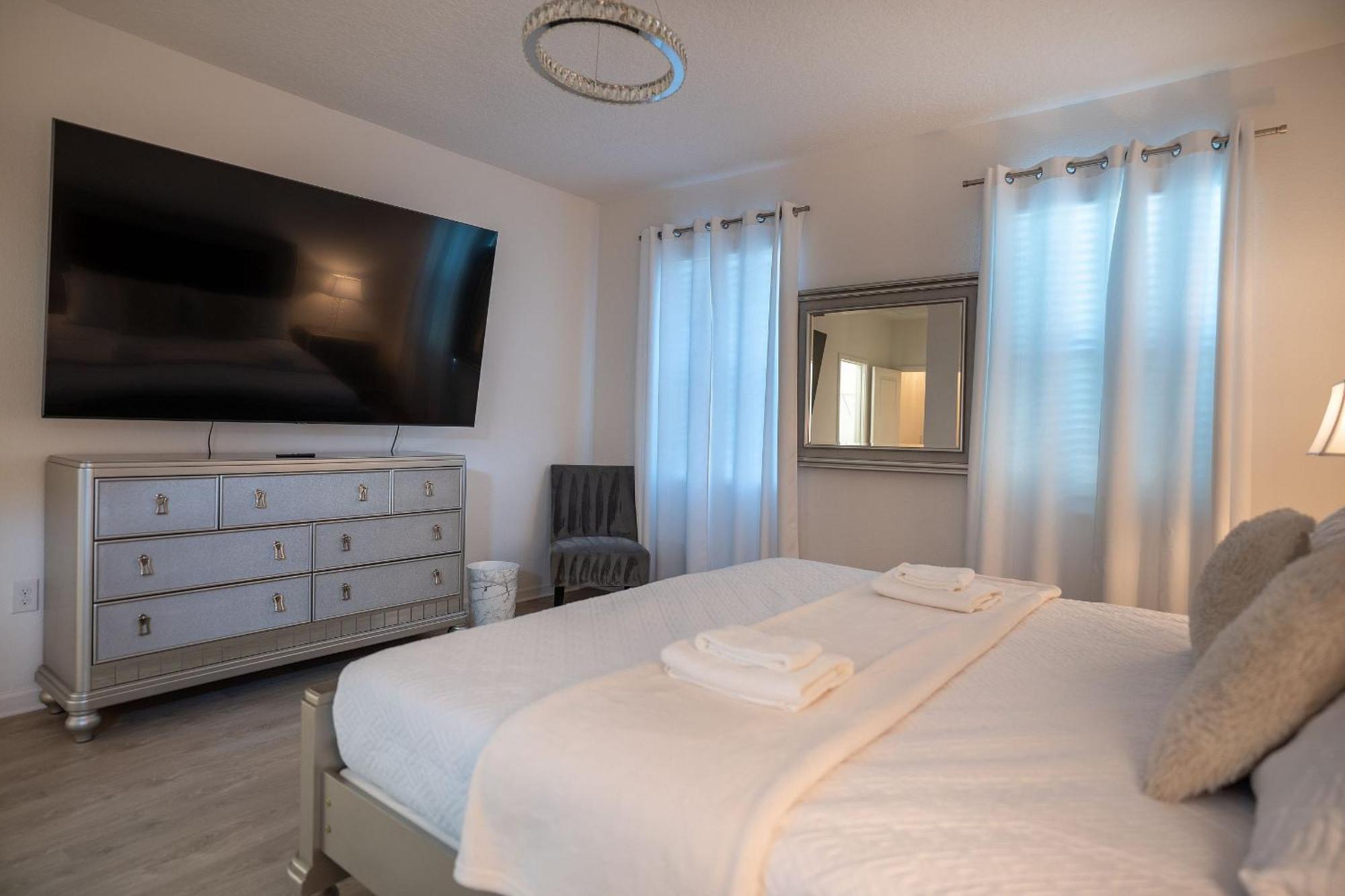Villa 9br Dream Vacation W- View No Carpet