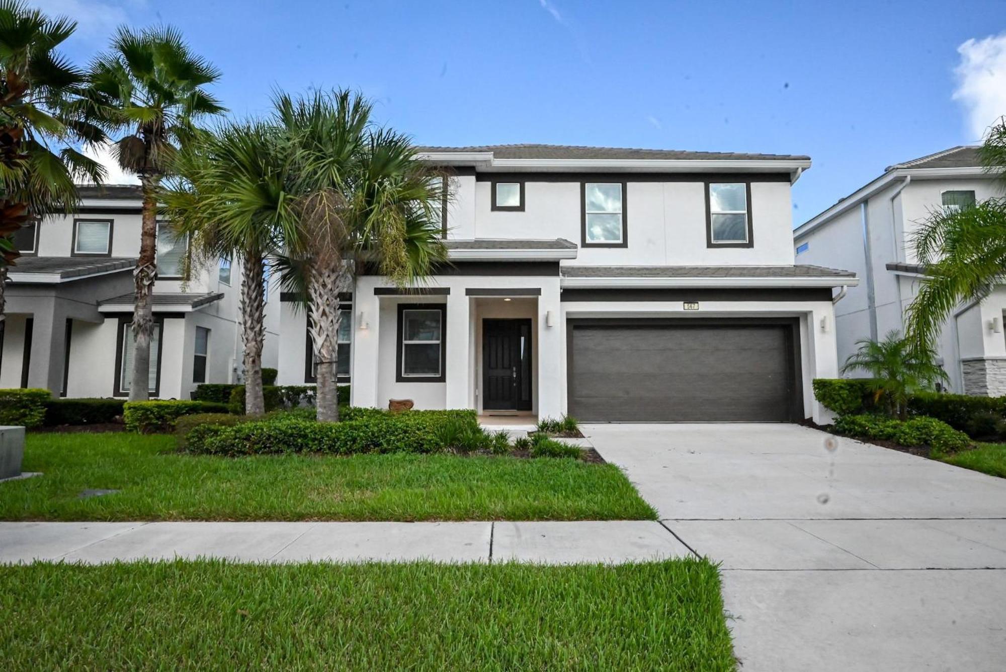 9br Dream Vacation W- View No Carpet Villa Kissimmee