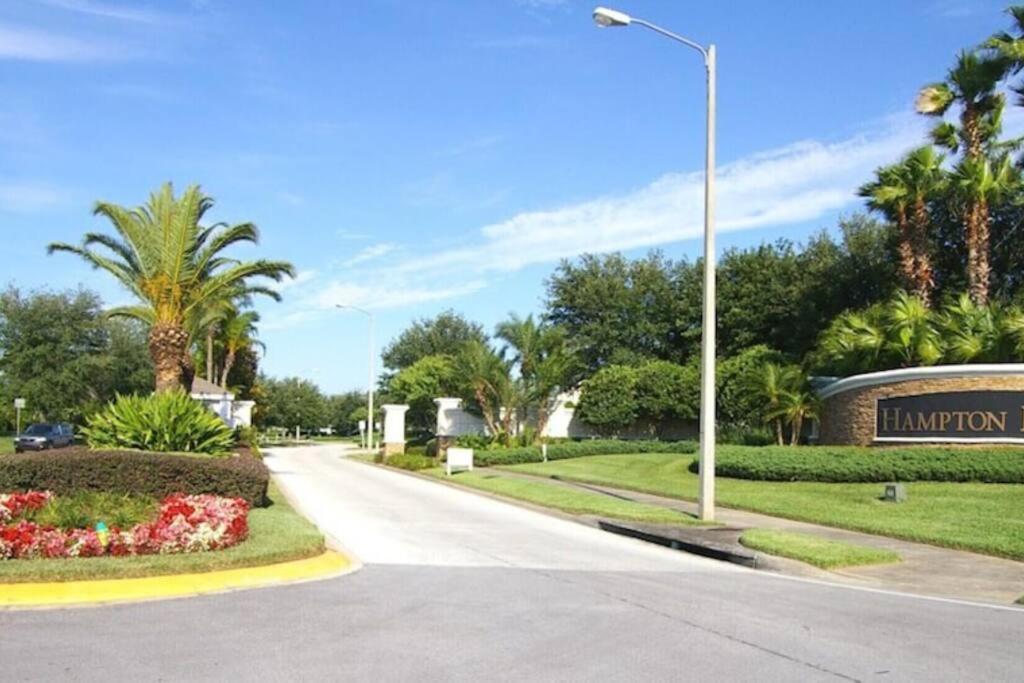 Big Family Home, Pool, Spa, Gamerm Near & Golf -326 Holiday home