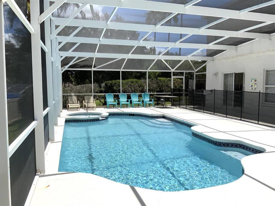 Holiday home Big Family Home, Pool, Spa, Gamerm Near & Golf -326 *