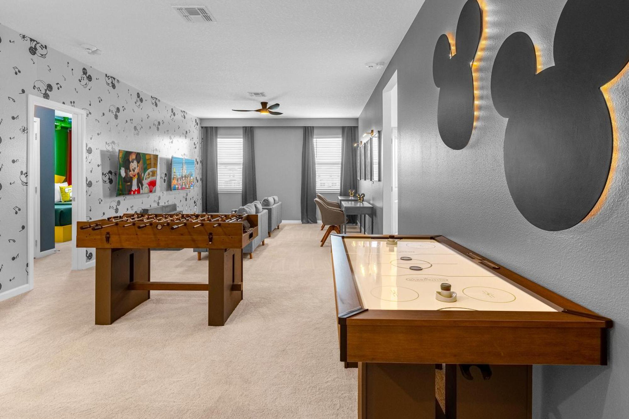 Upstay - Mansion With Kids Theme Pool Cinema Holiday home *