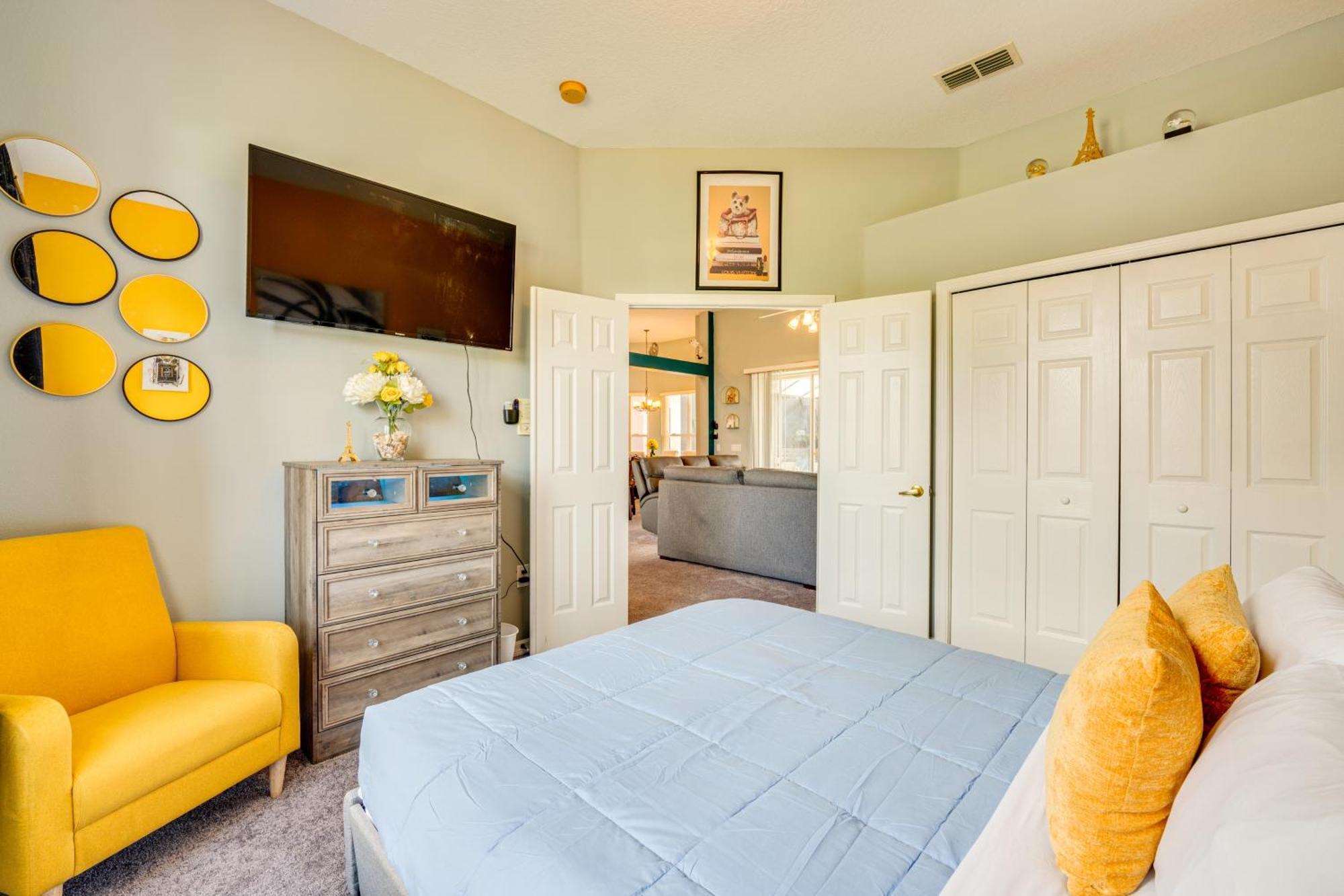 Family With Pool About 20 Mi To Disney! Holiday home *