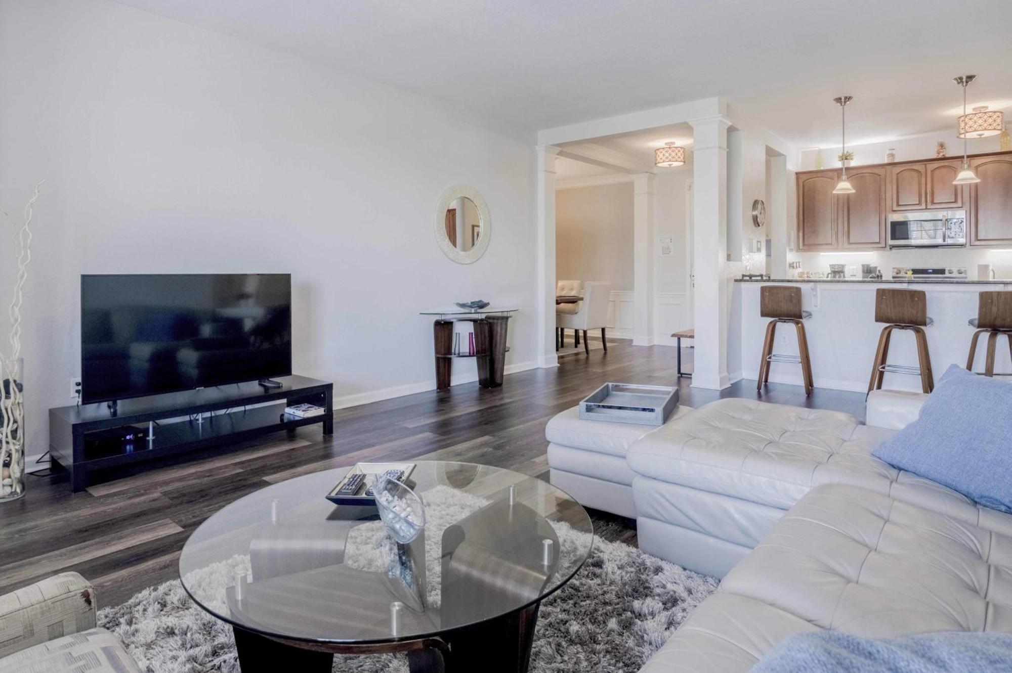 Beautiful Vista Cay Luxury Deluxe Near Theme Park And Walk To The Convention Center Orlando