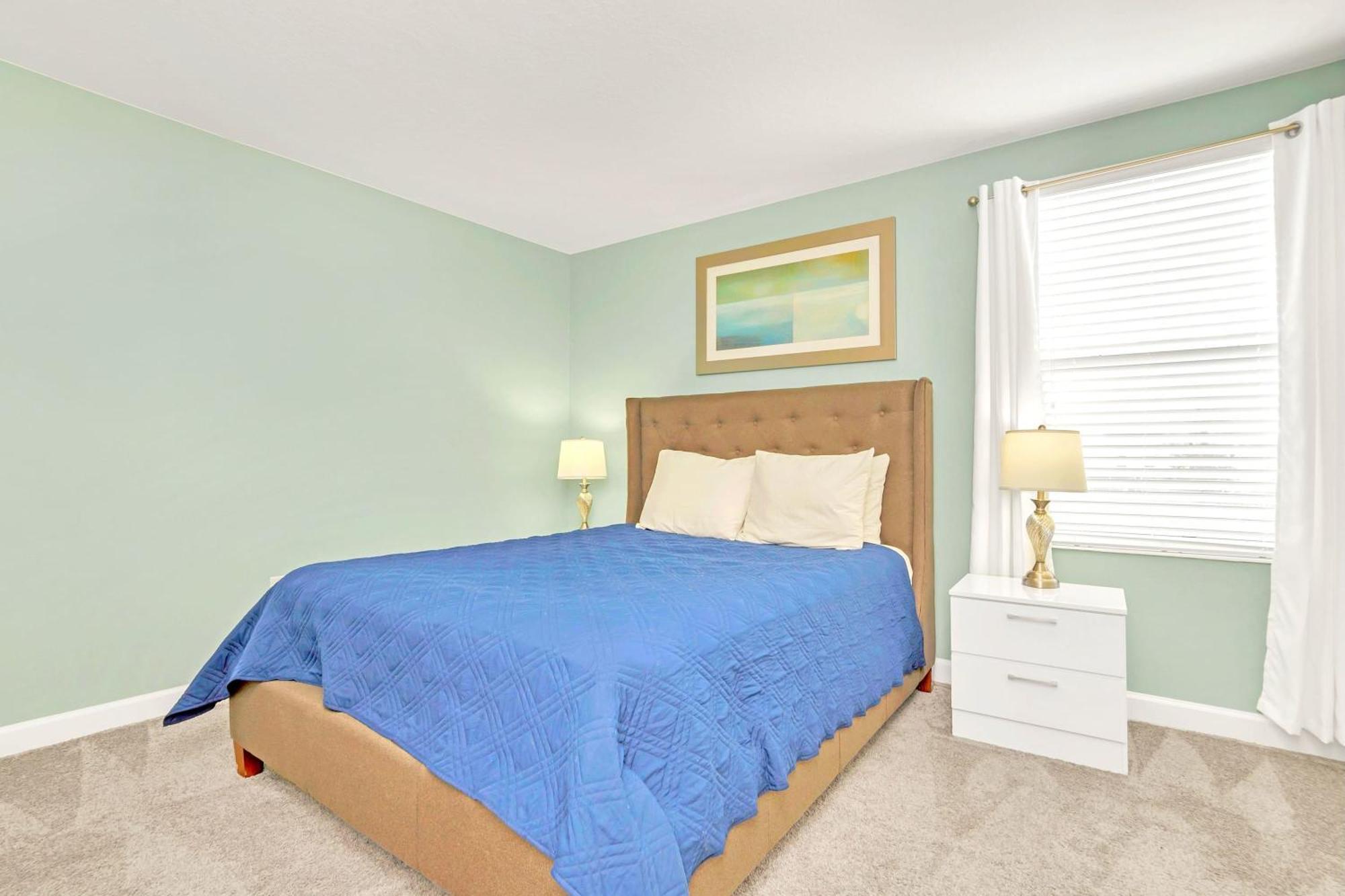 Stunning 8br With Bbq Pool And Theater Holiday home *