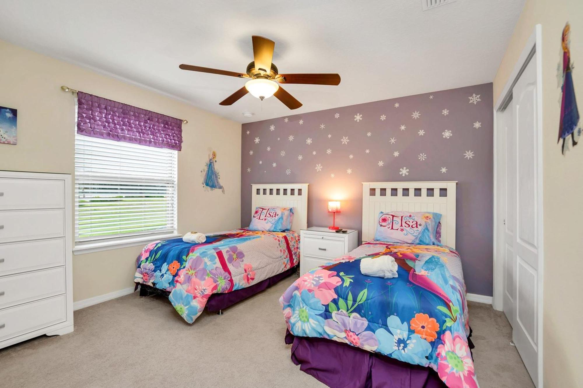 8br W Pool Hot Tub And Theatre Loft