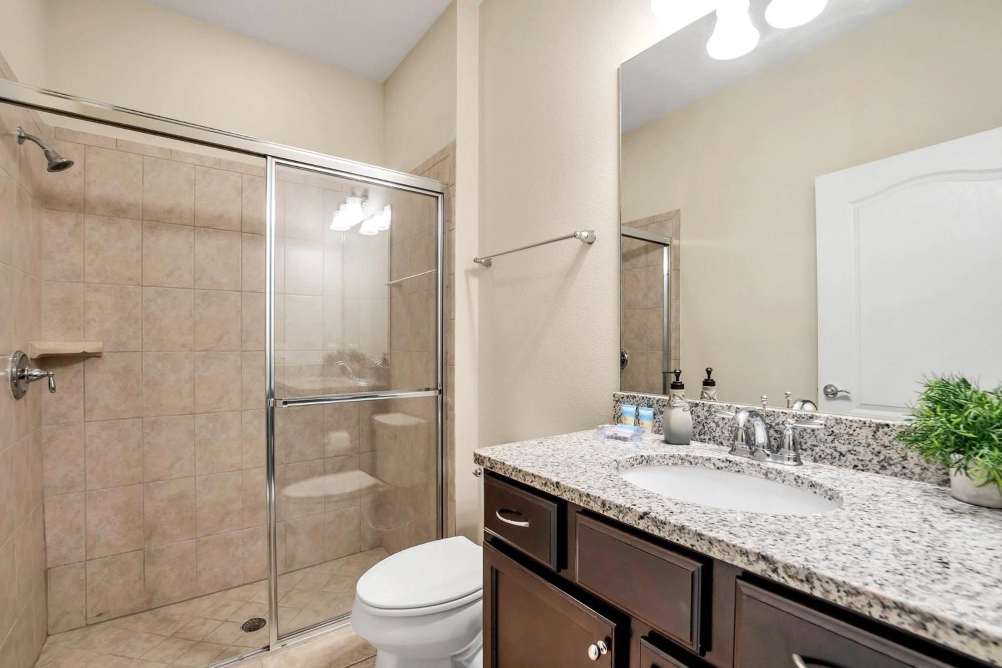 Holiday home 8br W Pool Hot Tub And Theatre Loft Kissimmee