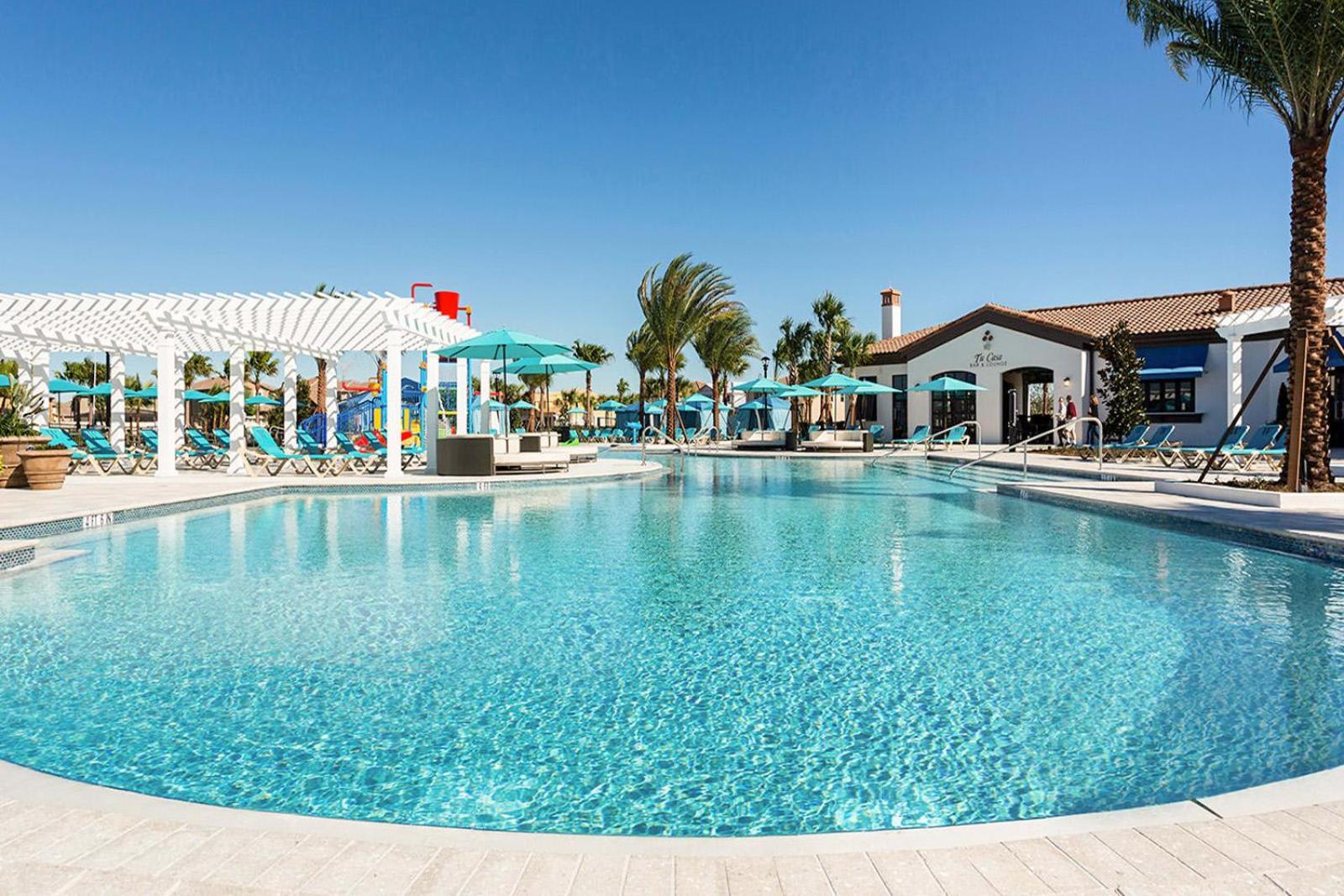 Holiday home 8br W Pool Hot Tub And Theatre Loft *