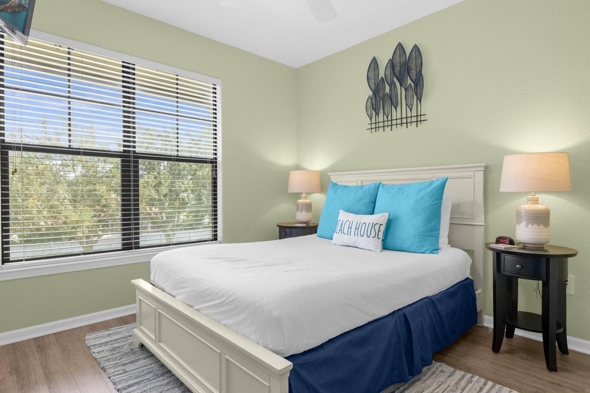 With Private Patio - Near Disney's Animal Kingdom *