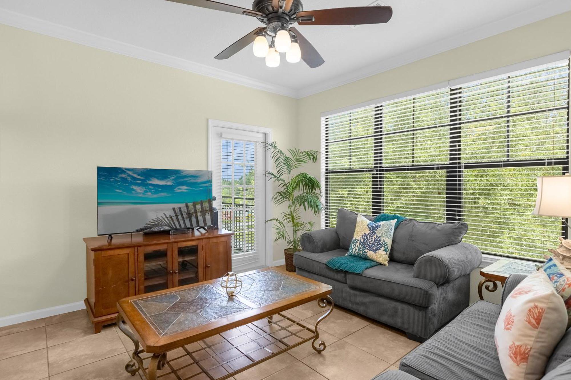 Holiday home With Private Patio - Near Disney's Animal Kingdom *