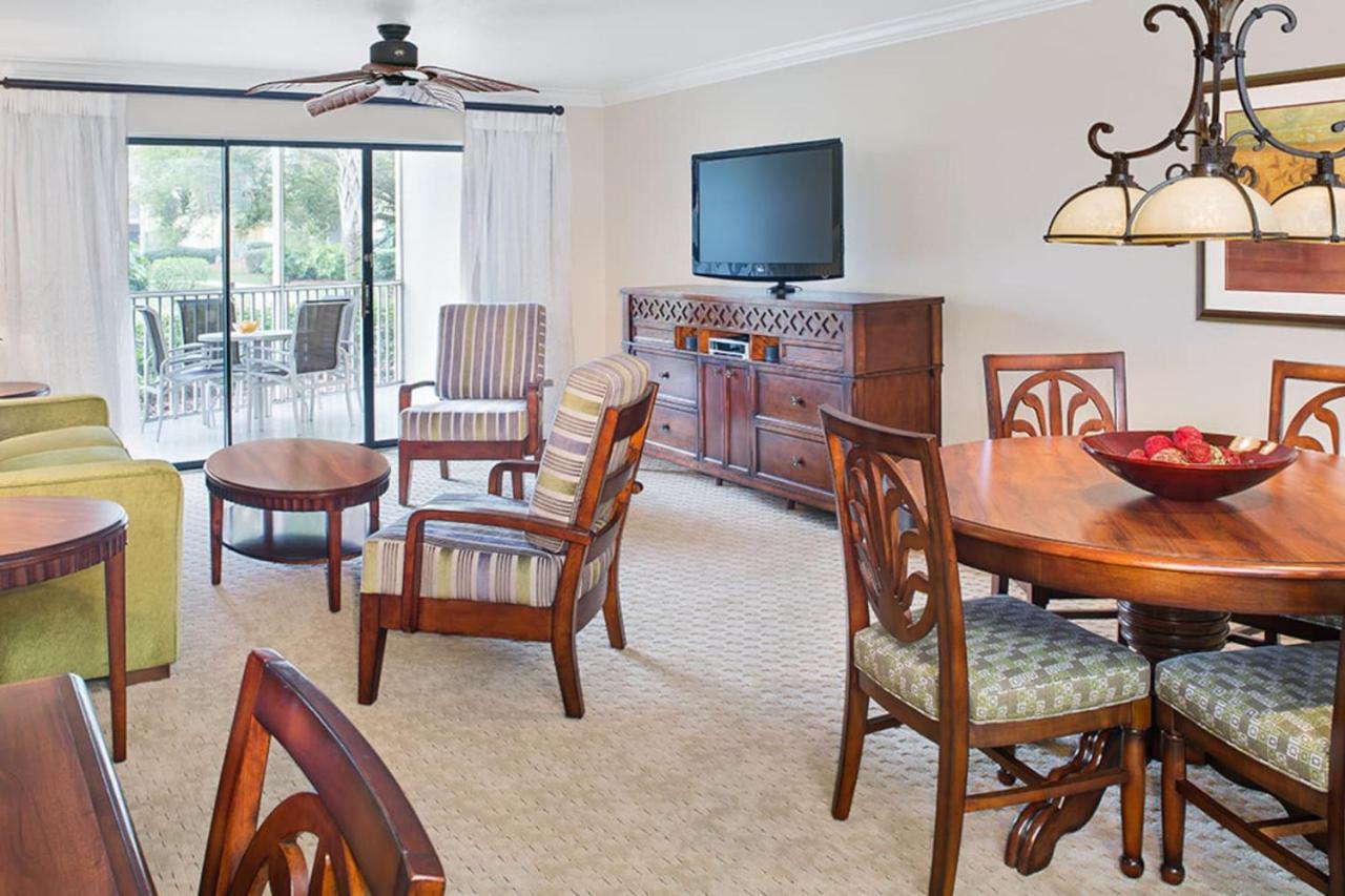 Have Fun In 2bd In A Setting With Close Access To Parks