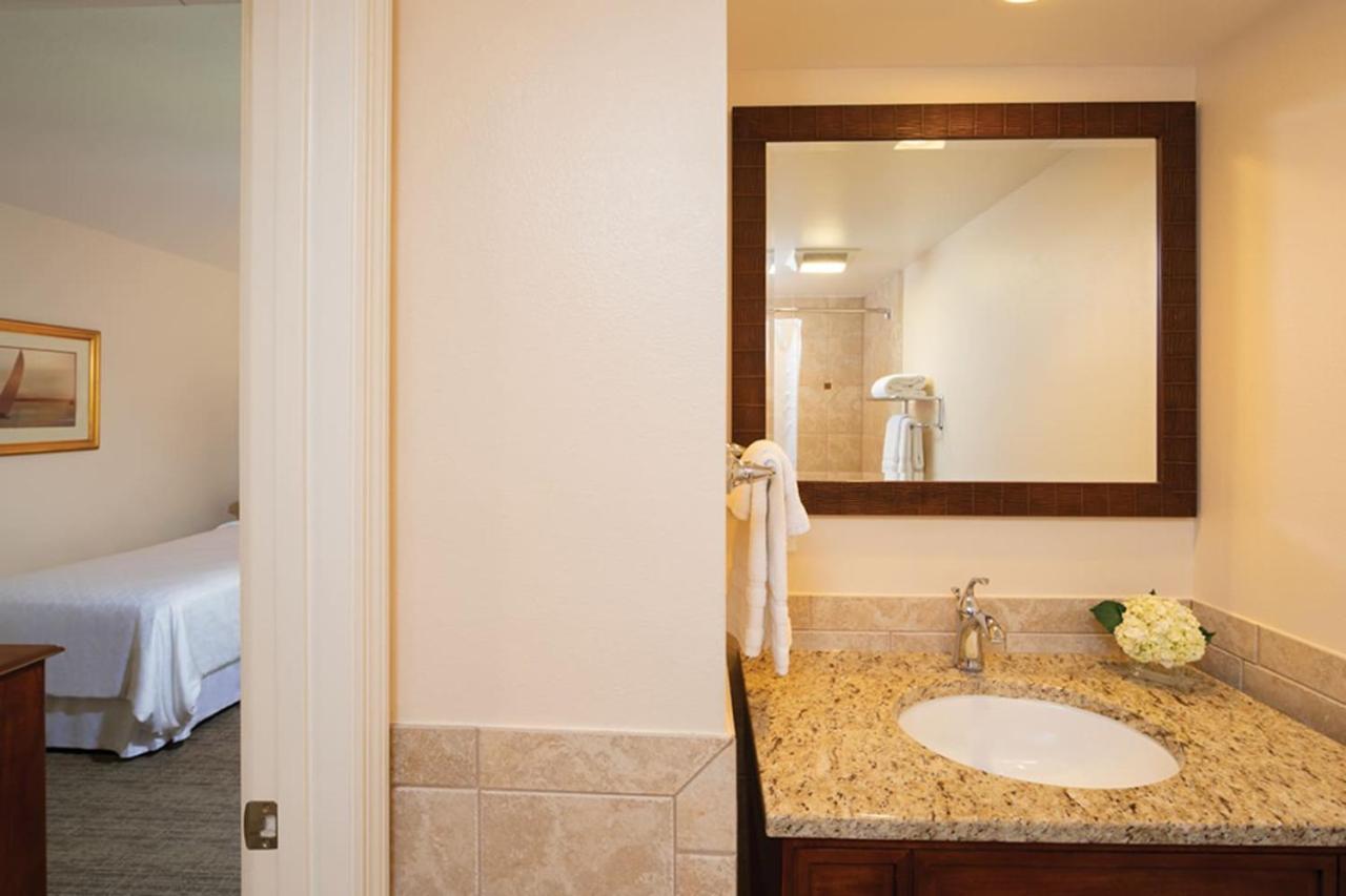 Have Fun In 2bd In A Setting With Close Access To Parks Orlando
