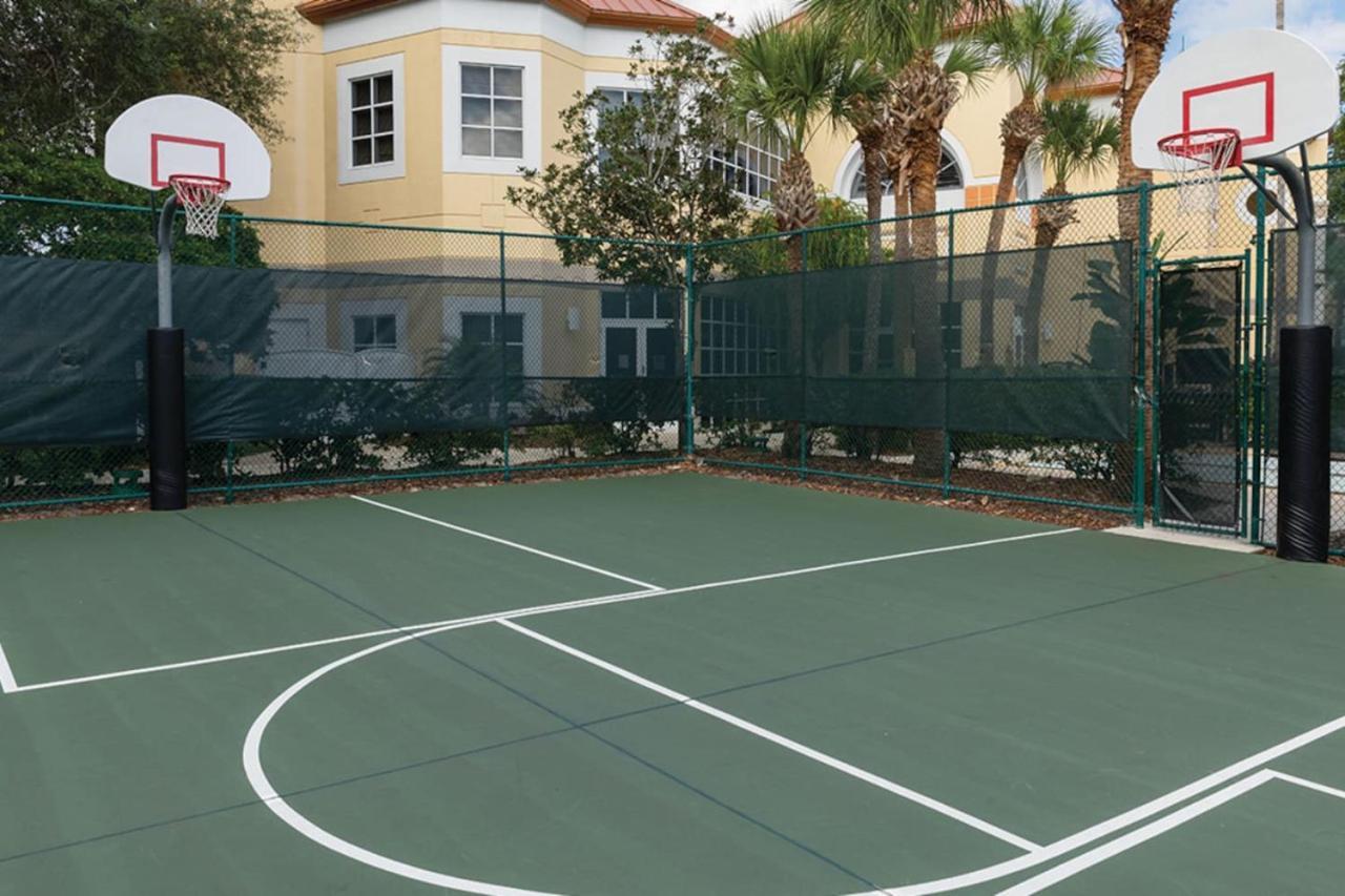Have Fun In 2bd In A Setting With Close Access To Parks Orlando