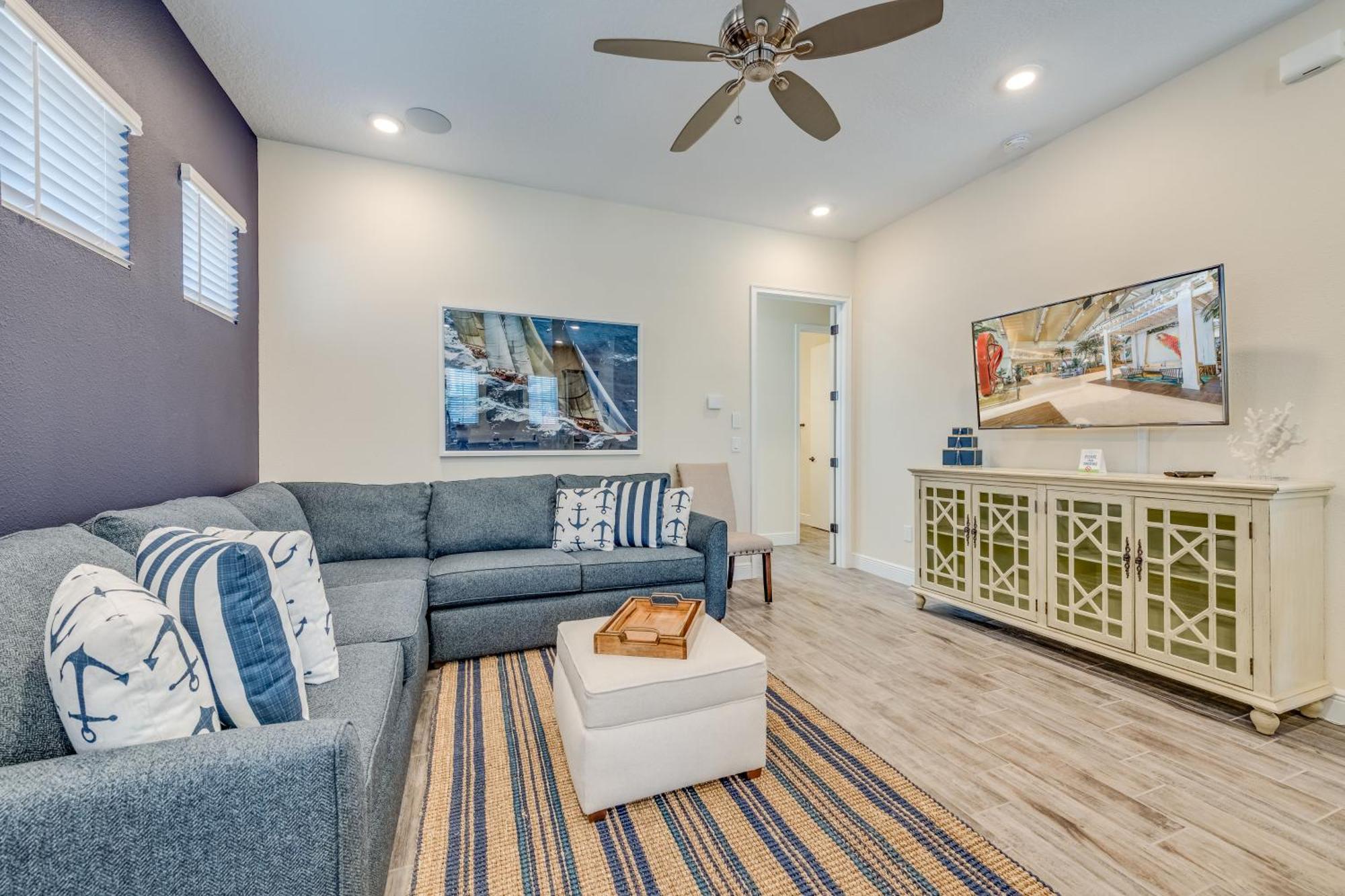 Holiday home Sandy Cottage! 3 Miles From With Margaritaville Access - 8080dr *