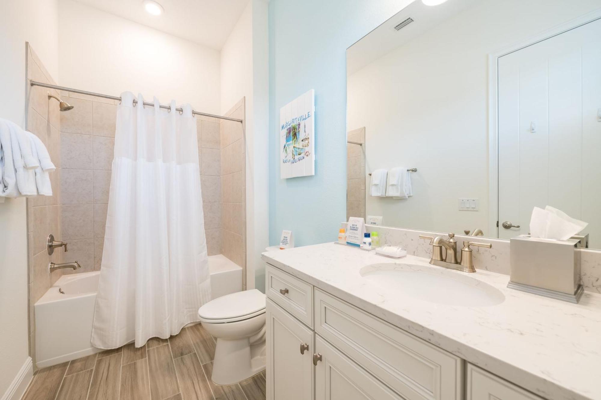 Sun Baked With Hot Tub Near With Margaritaville - 8089dr Holiday home