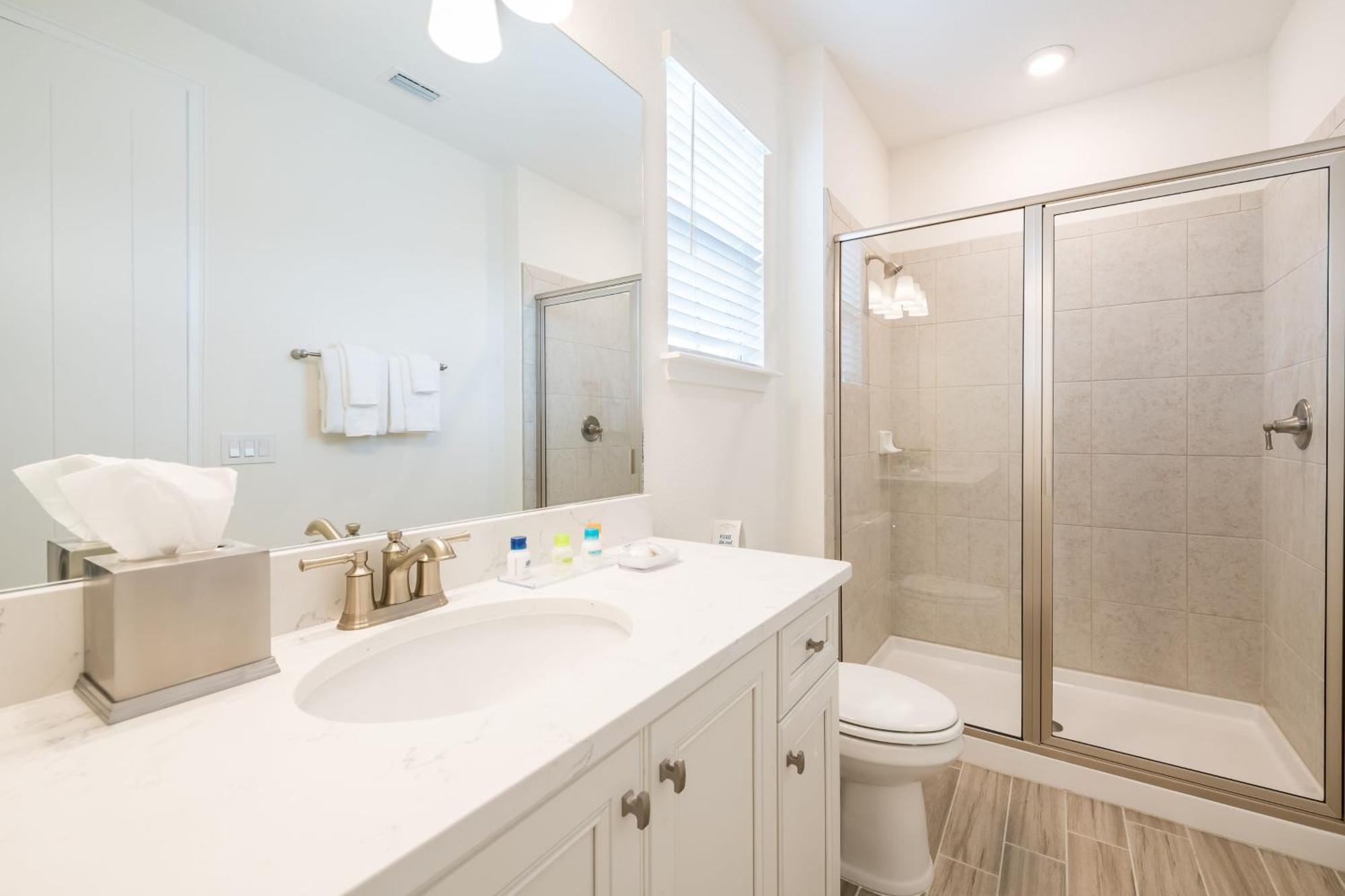 Coral Waves With Private Pool Near With Margaritaville Access - 8040sh