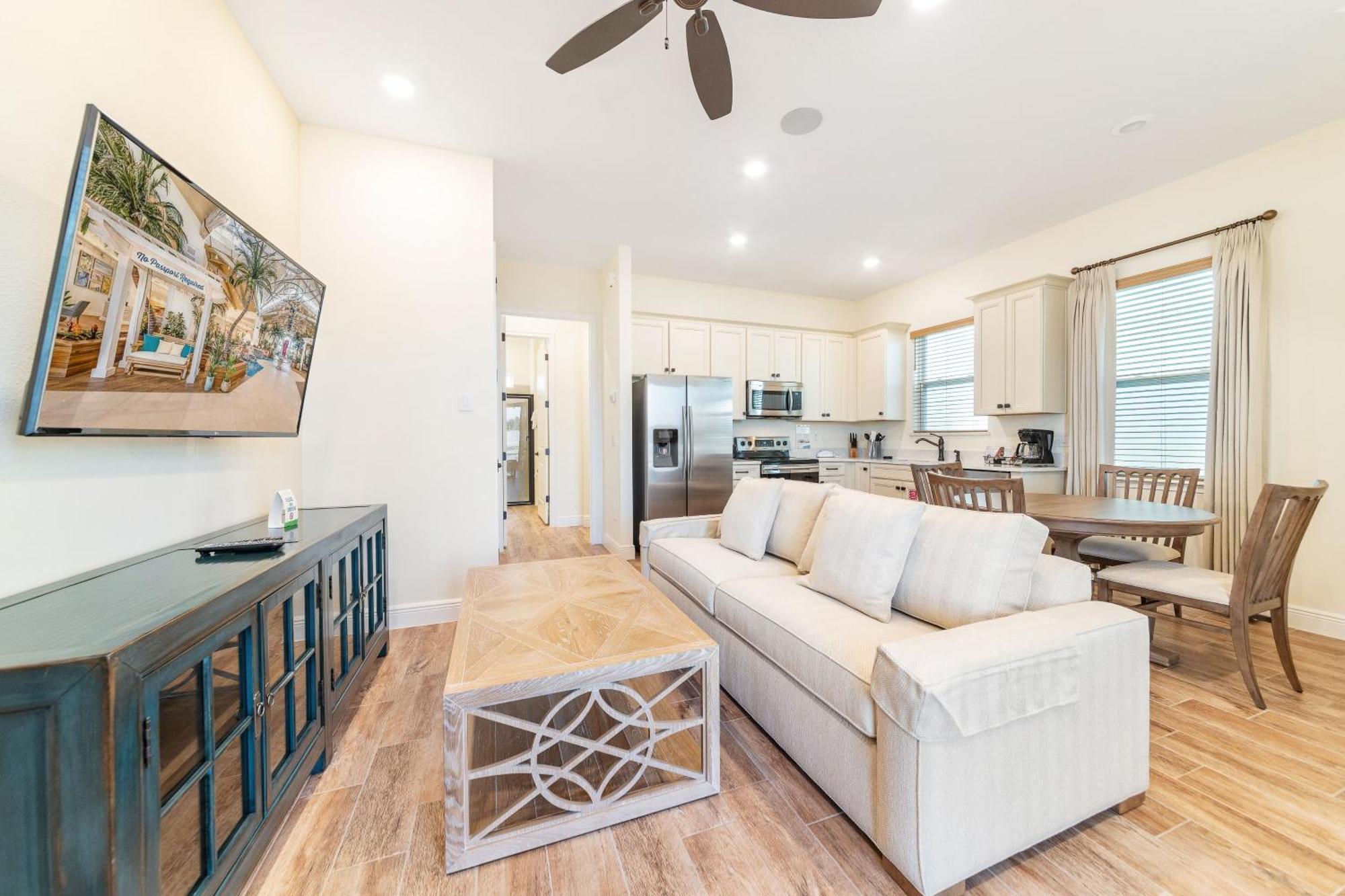 Sun Dazed With Hot Tub Near With Margaritaville Access - 2974sr Holiday home