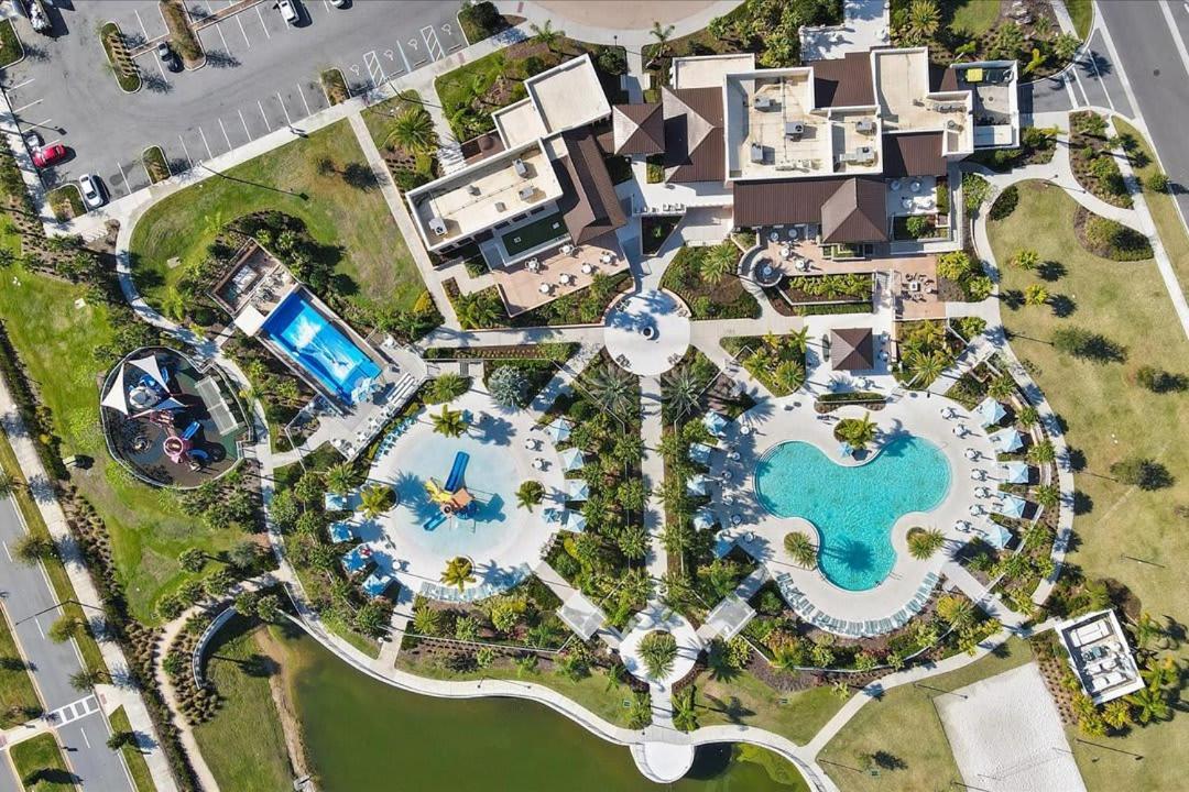 Majestic 9-bedroom Home: Luxury & Serenity Await * Kissimmee