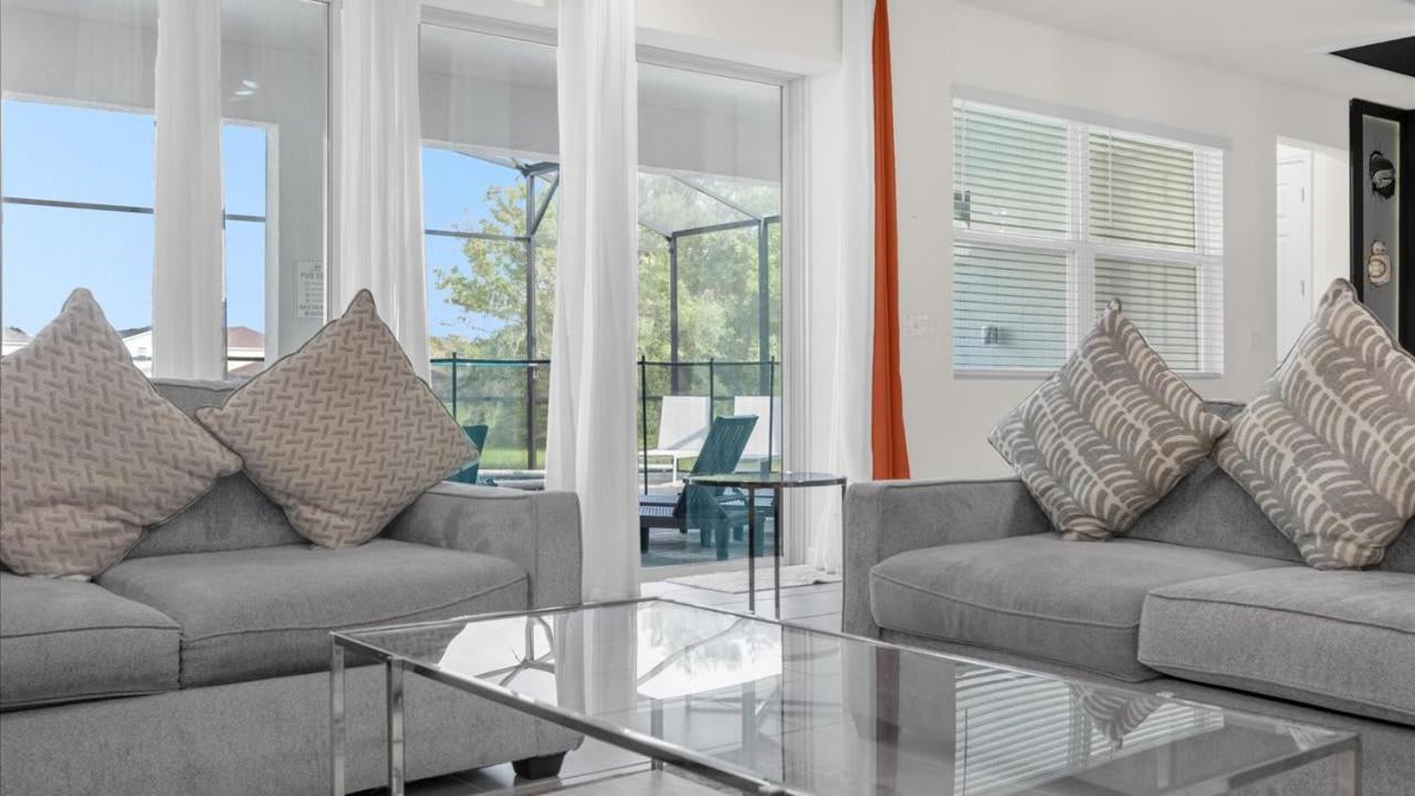 Holiday home Majestic 9-bedroom Home: Luxury & Serenity Await *