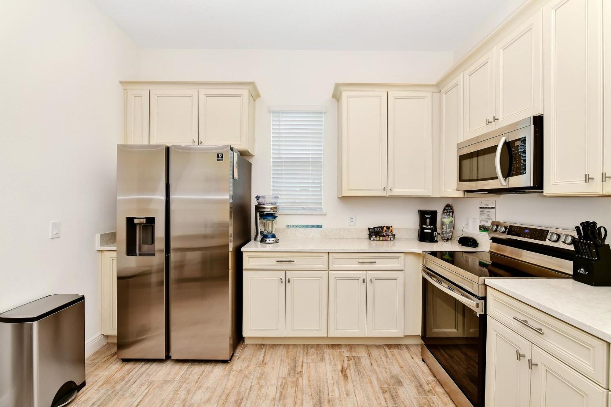 Holiday home White With Private Pool Near And Margaritaville Access - 8023kd *