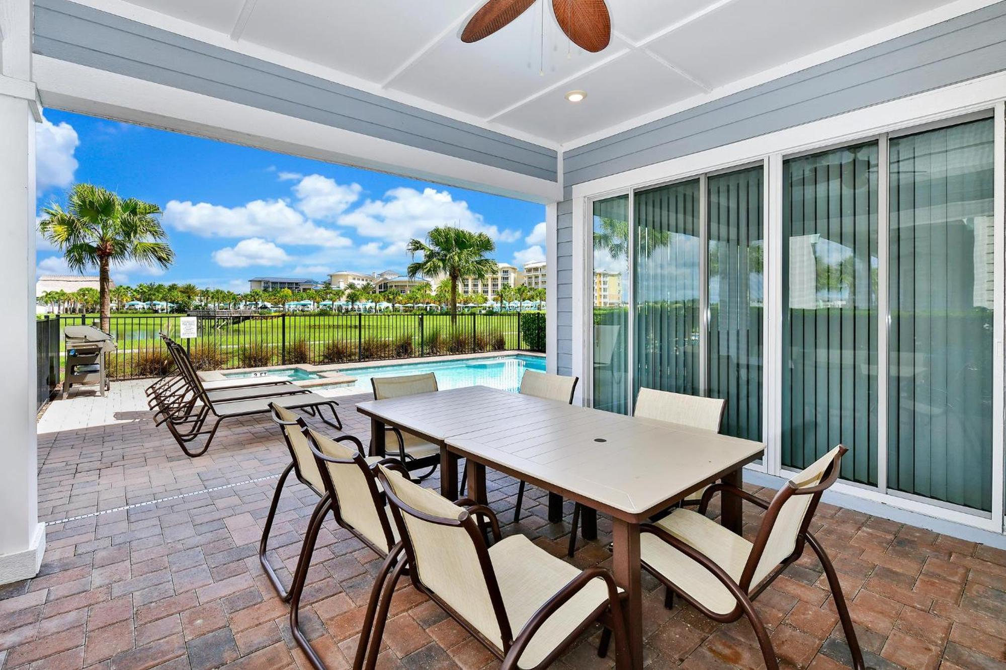 Holiday home The Shark Tank With Private Pool Near Margaritaville Access - 3084ph