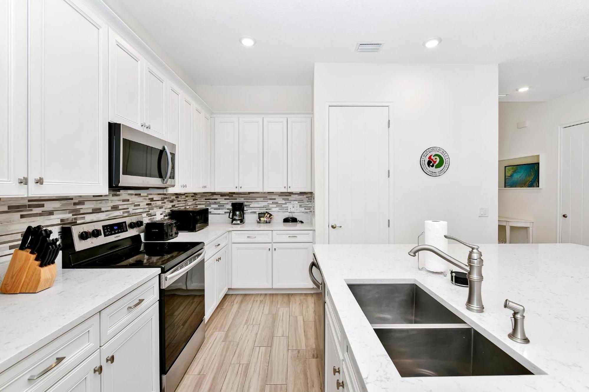The Shark Tank With Private Pool Near Margaritaville Access - 3084ph Orlando