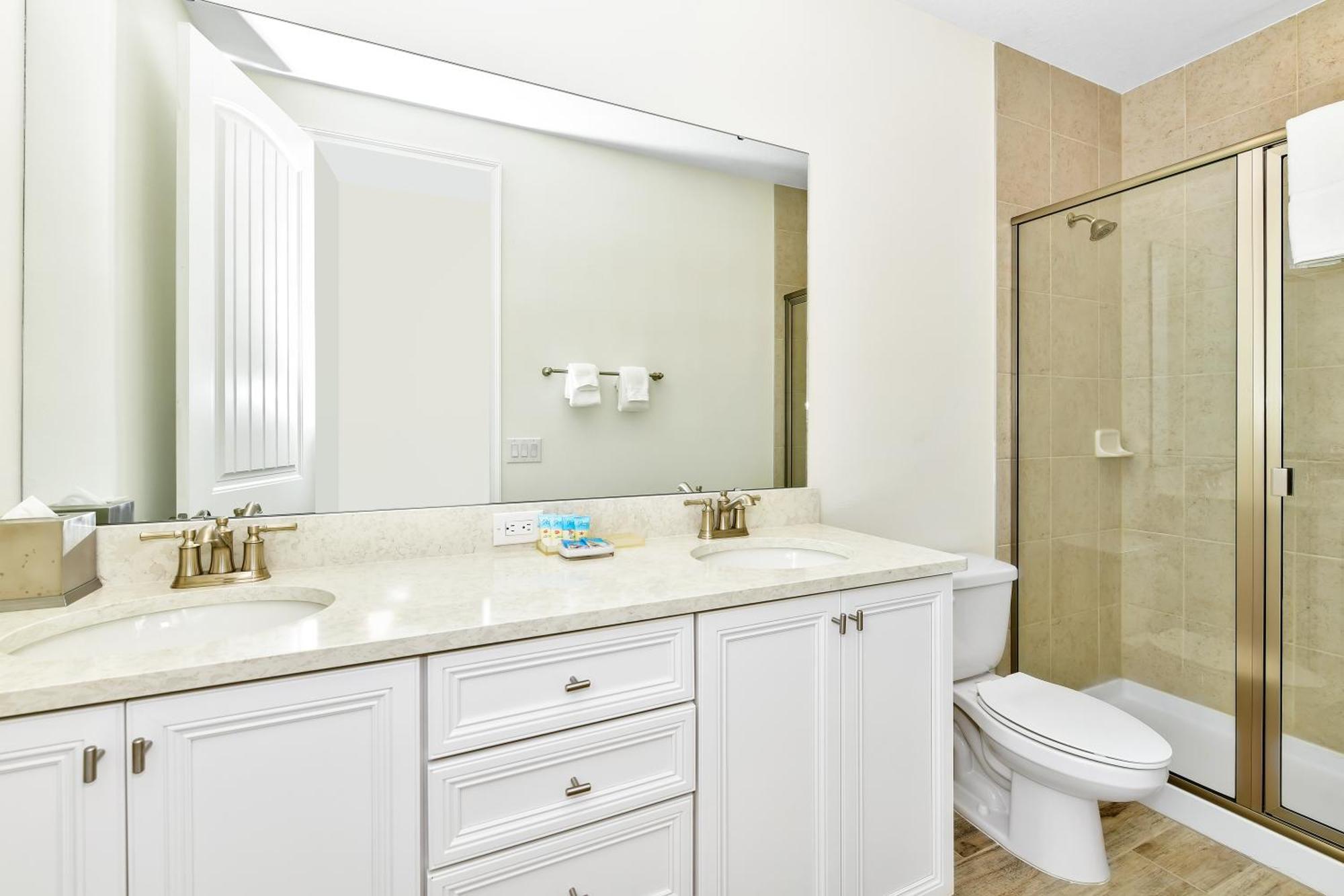 Villa Colorful Near With Margaritaville Island H20 Waterpark Access - 3140cs
