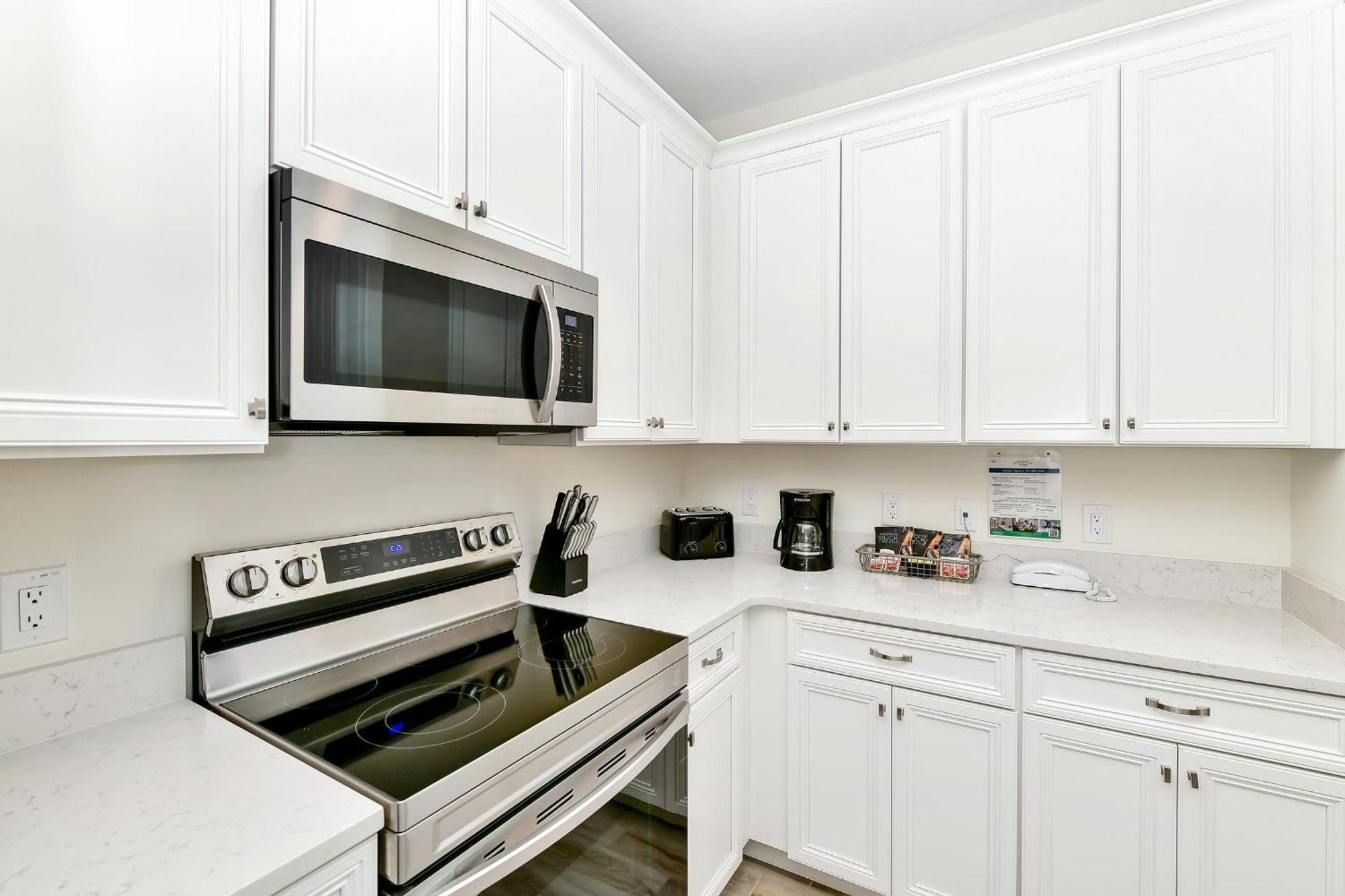 Sunny Near With Margaritaville Access - 8151cp *