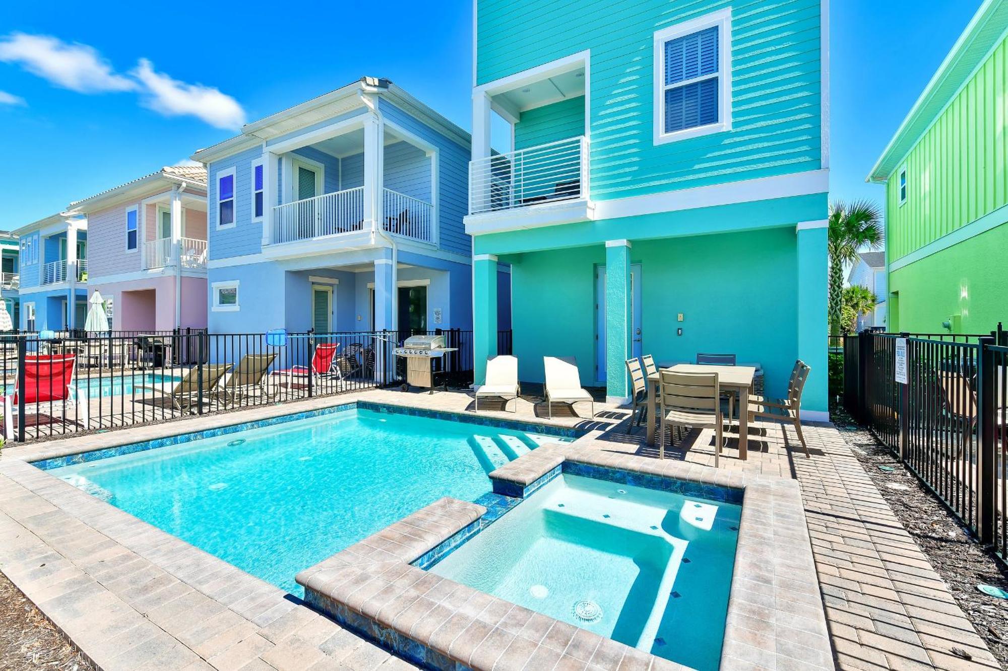 Holiday home The Tipsy Turtle With Private Pool Near With Margaritaville Access - 8012st *