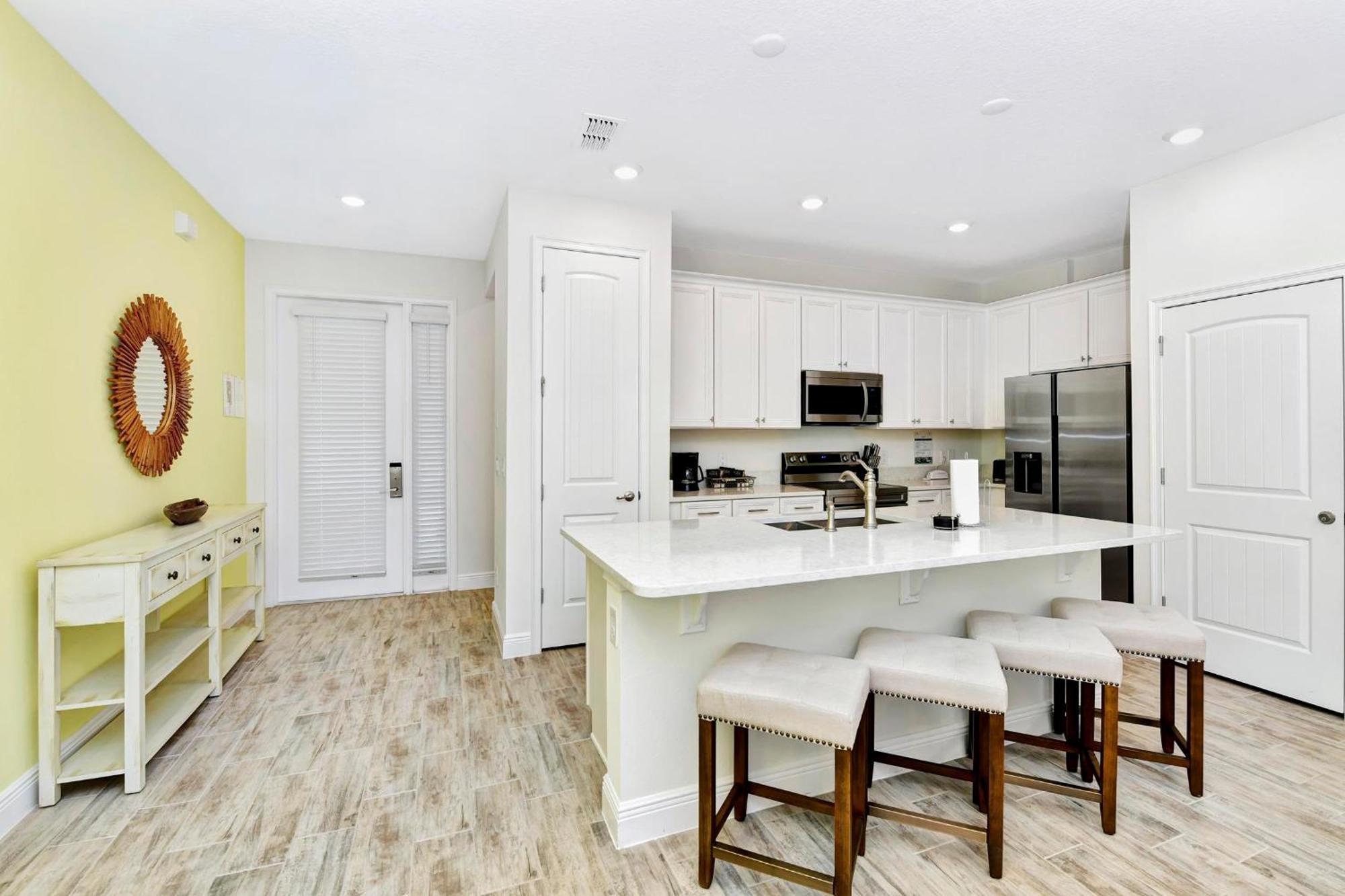 Sun Filled Near With Margaritaville Access - 8183cp Villa Davenport