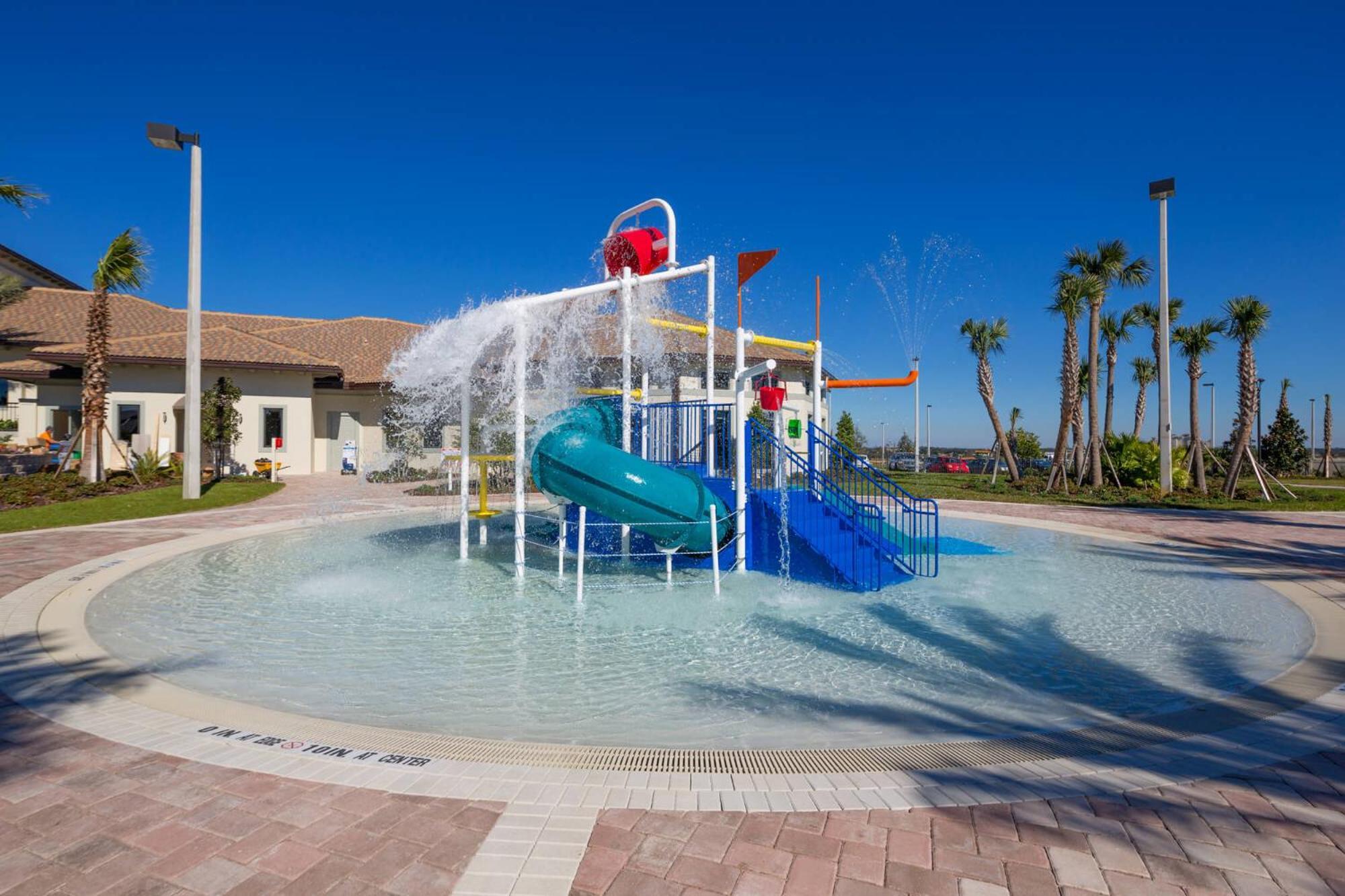 Dream Vacation - Pool, Theater, And Game Davenport