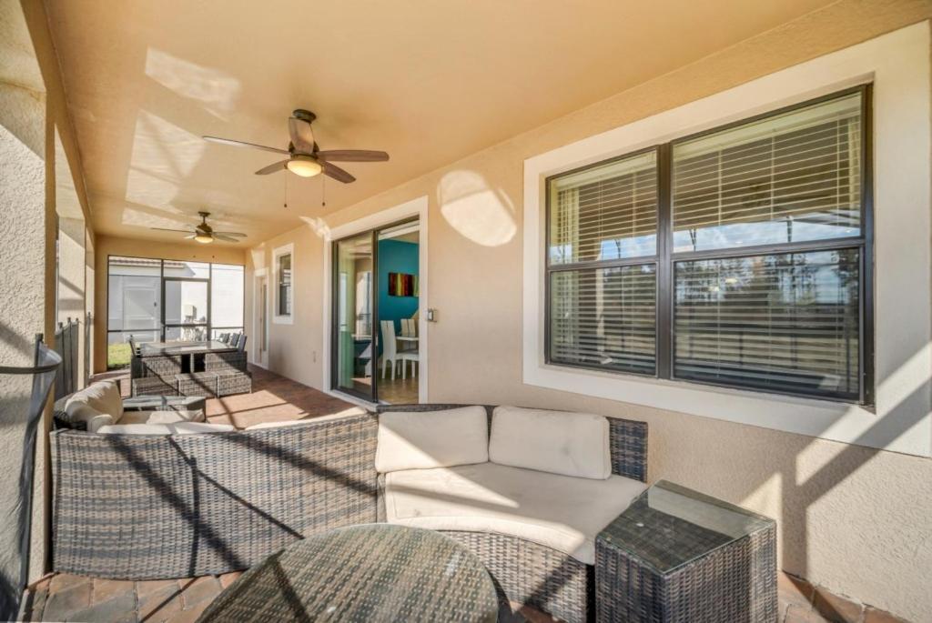 Dream Vacation - Pool, Theater, And Game Holiday home Davenport