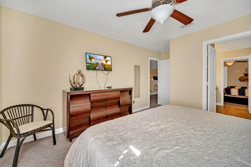Dream Vacation - Pool, Theater, And Game Davenport
